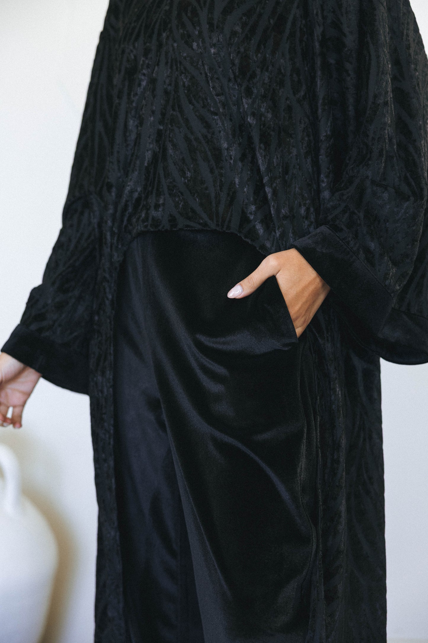 VELVET PANTS - BLACK