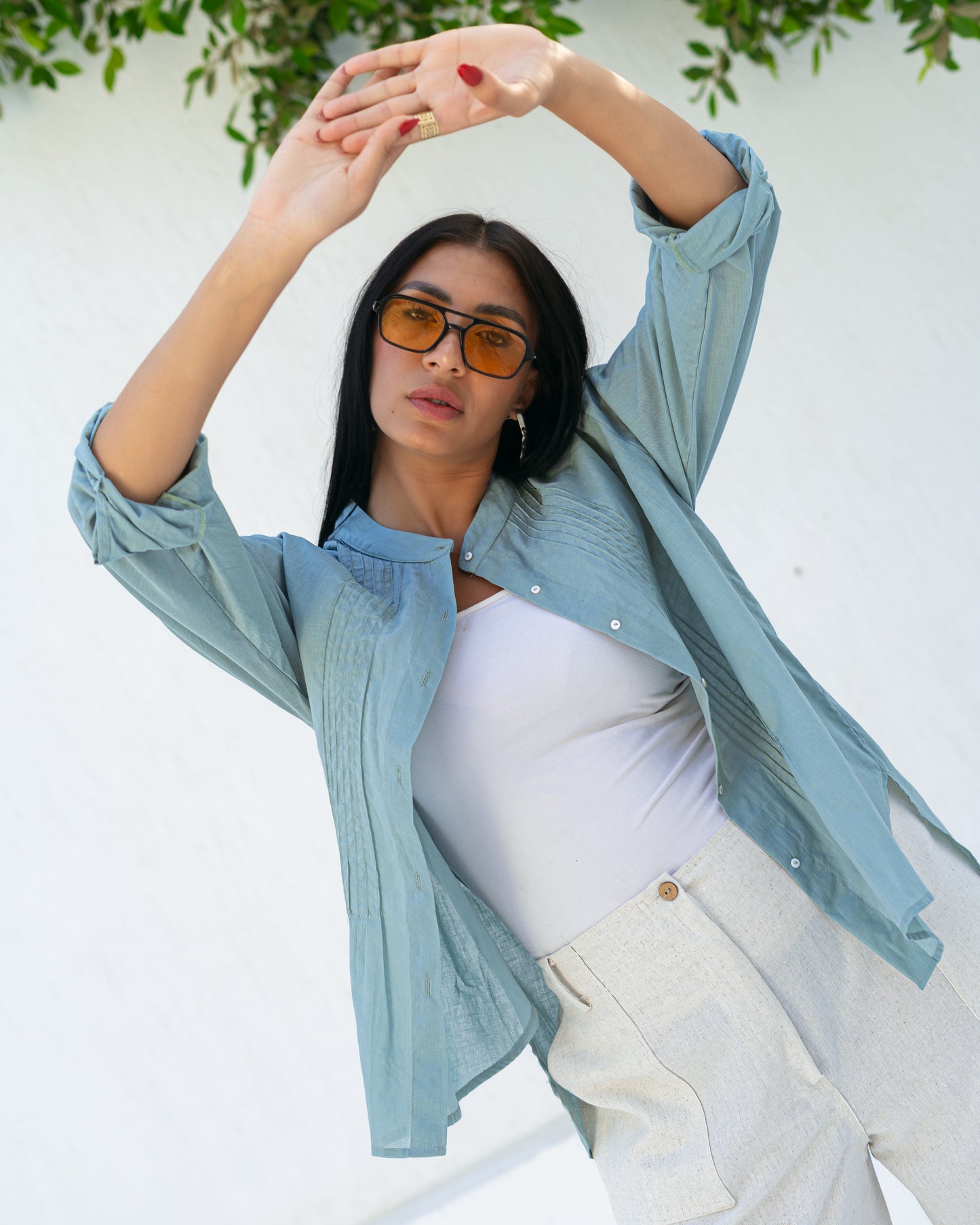 Half collar light shirt