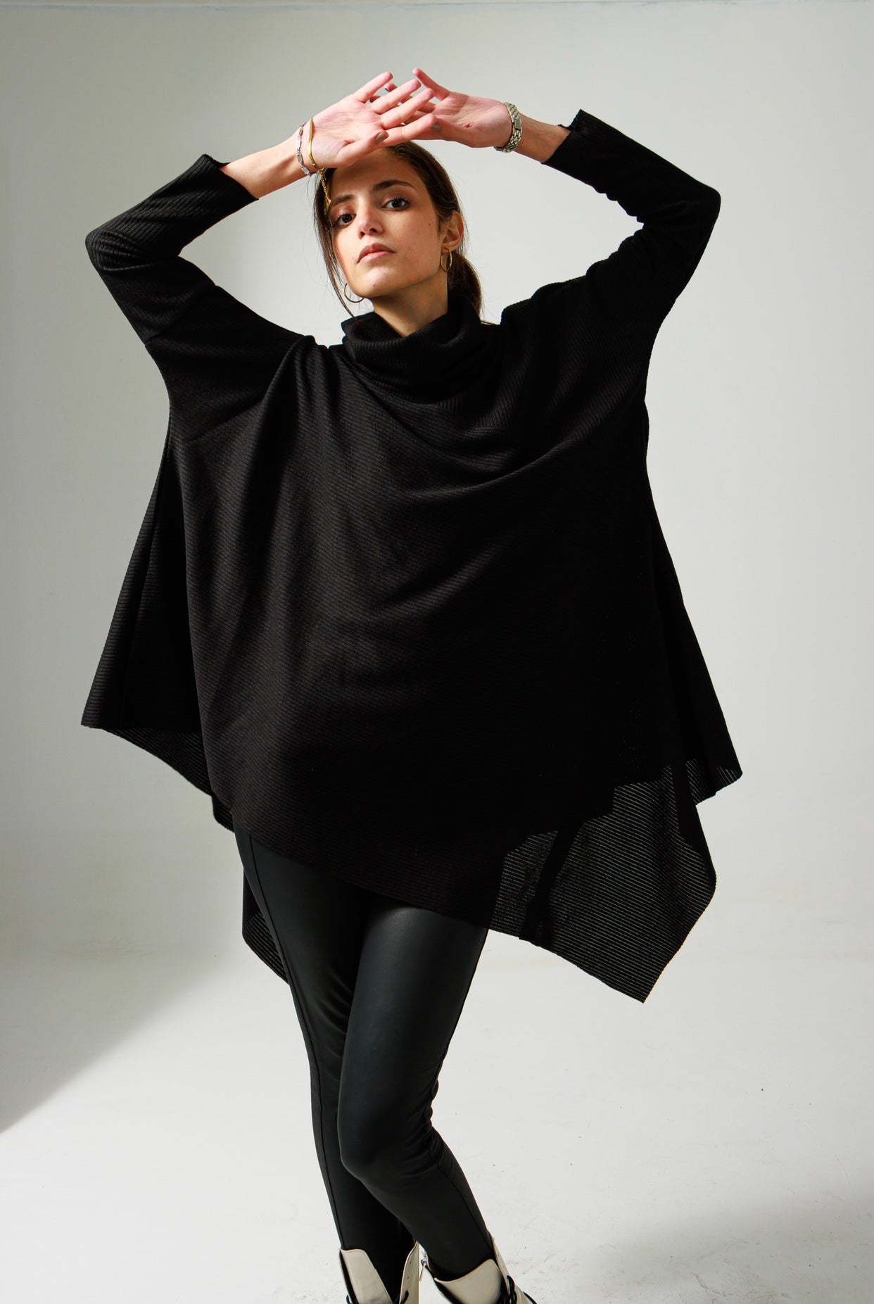 Asymmetric wool Top