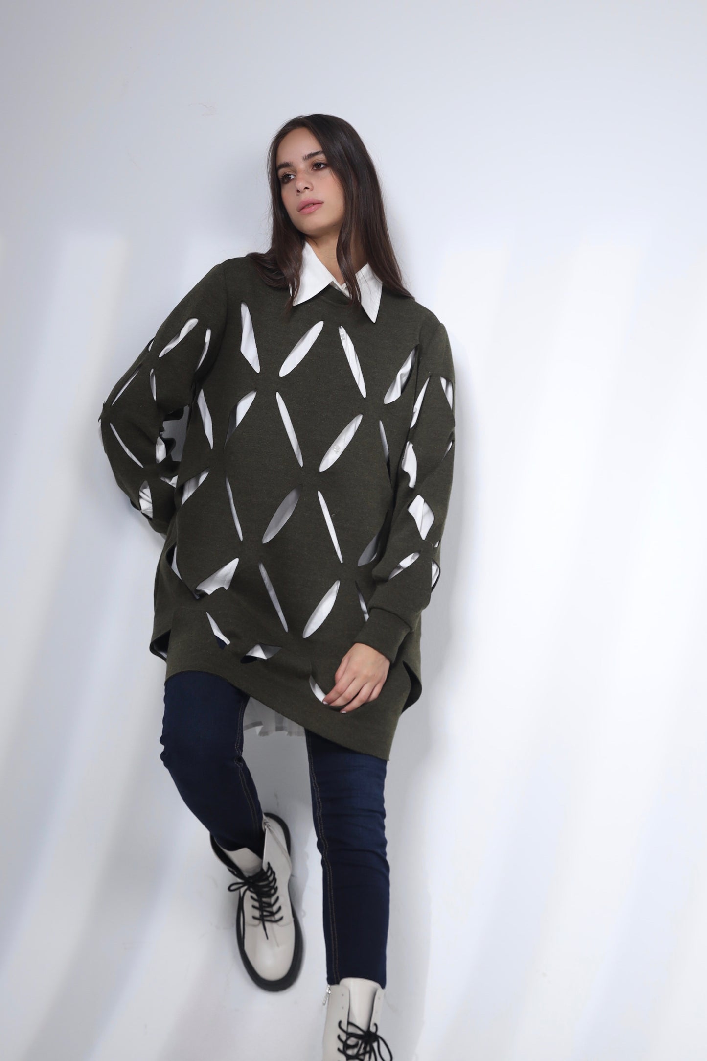 Cutout wool top