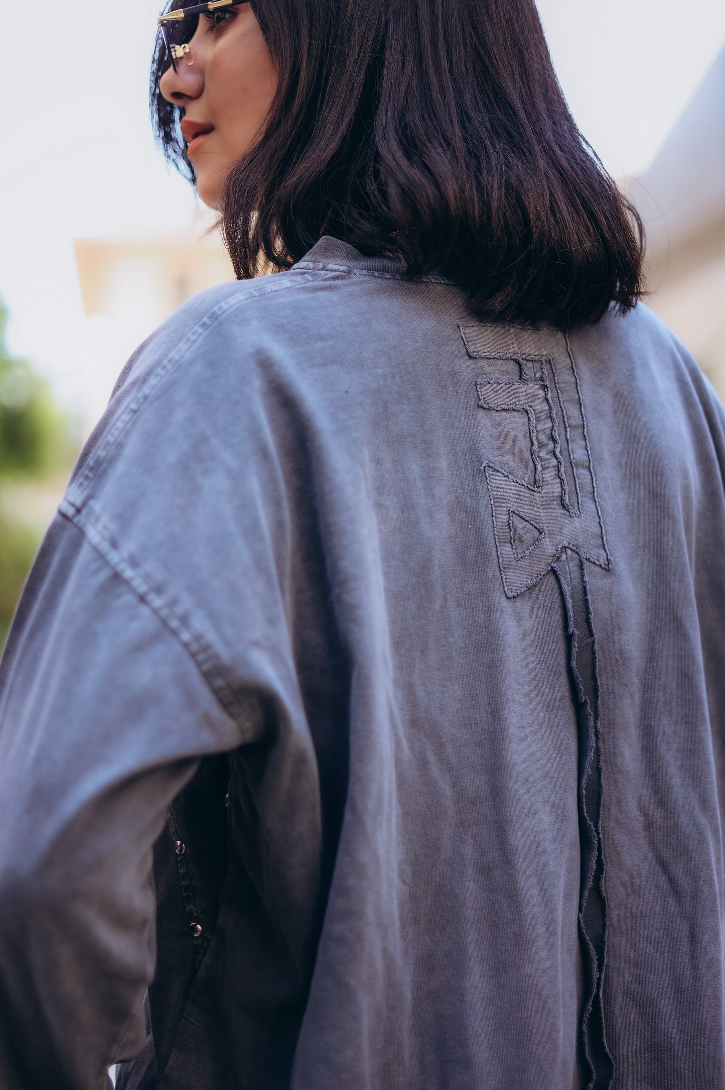 Grey stone washed studs set