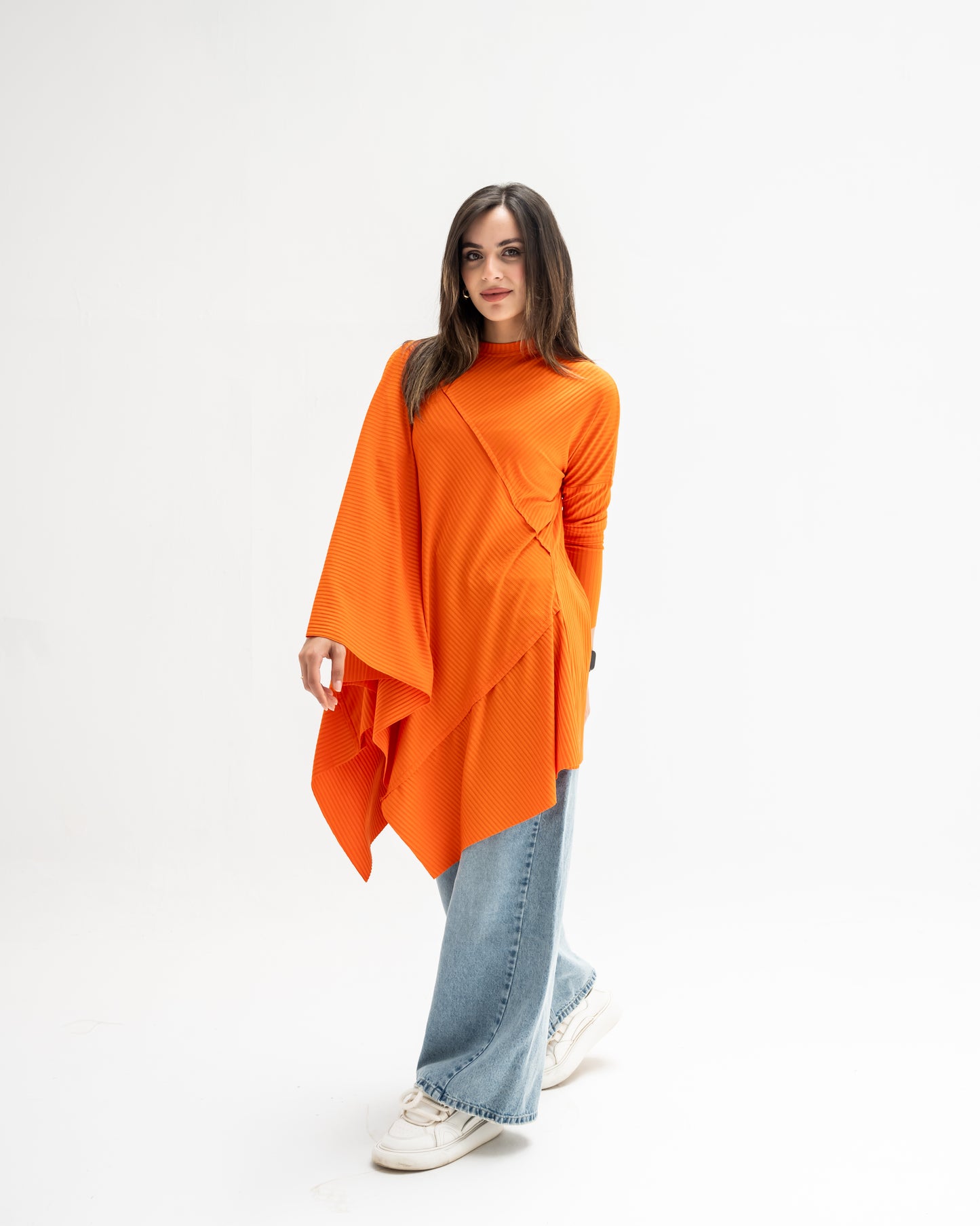Asymmetric summer top