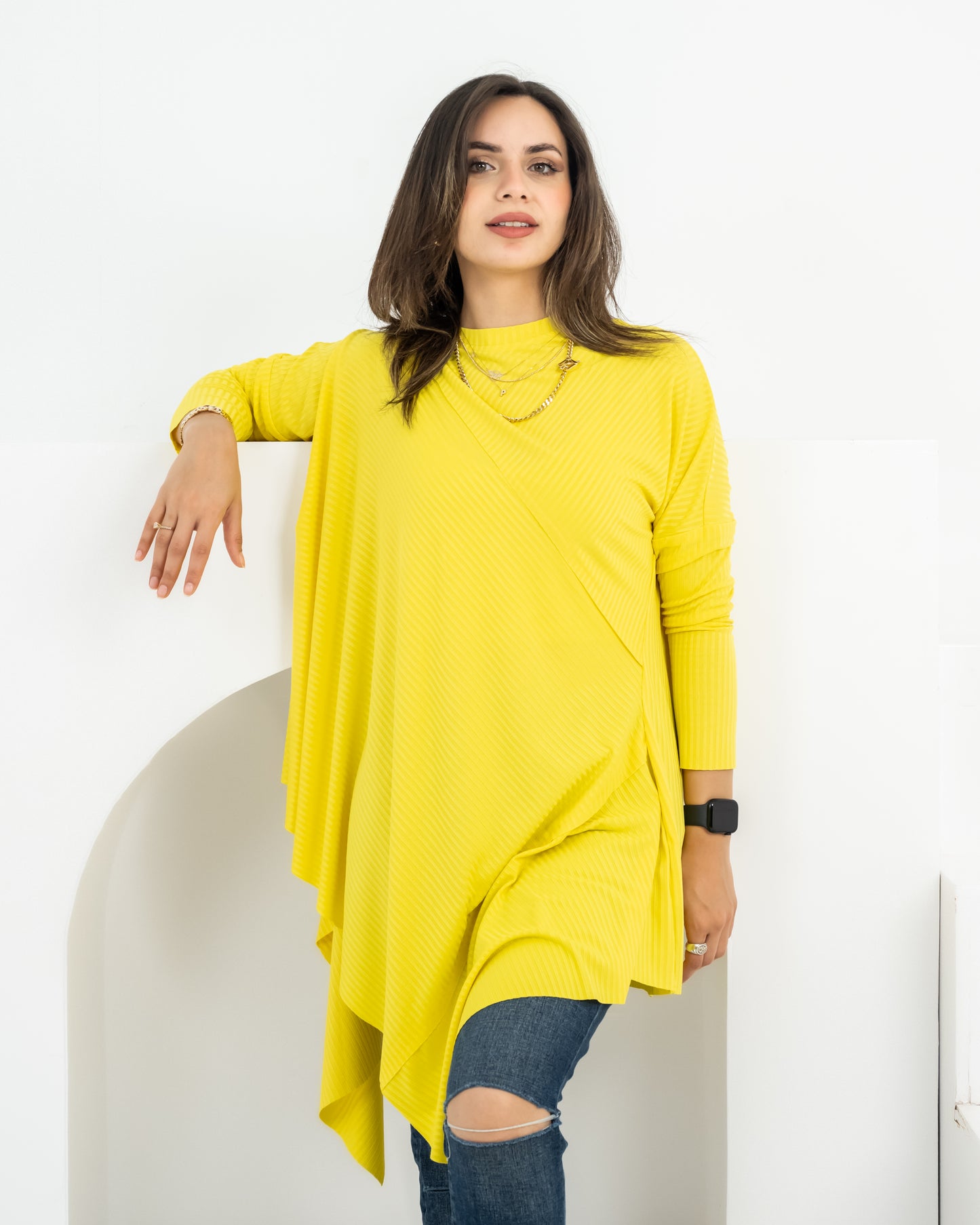 Asymmetric summer top