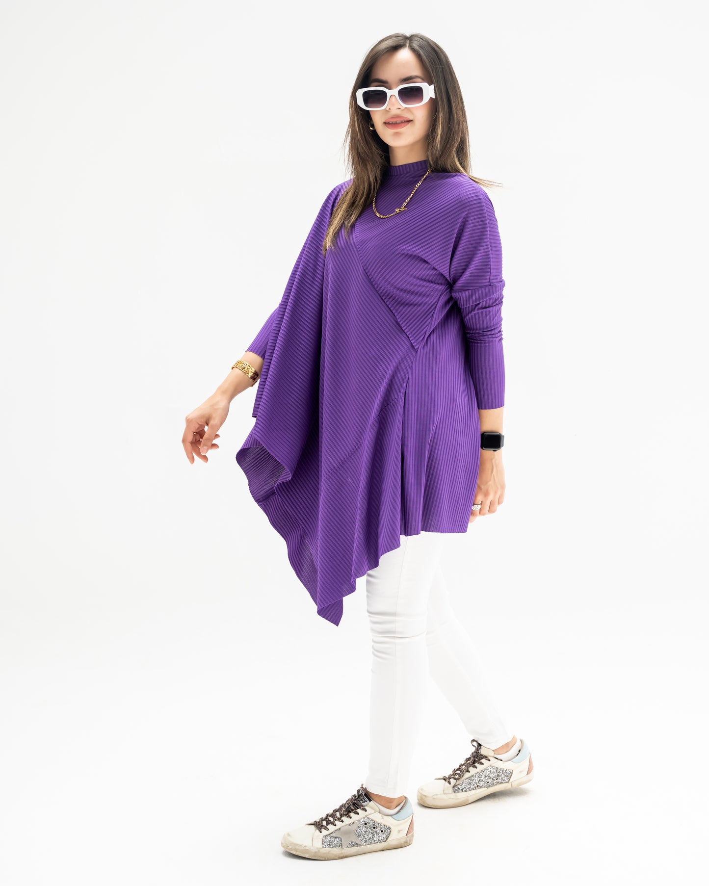Asymmetric summer top