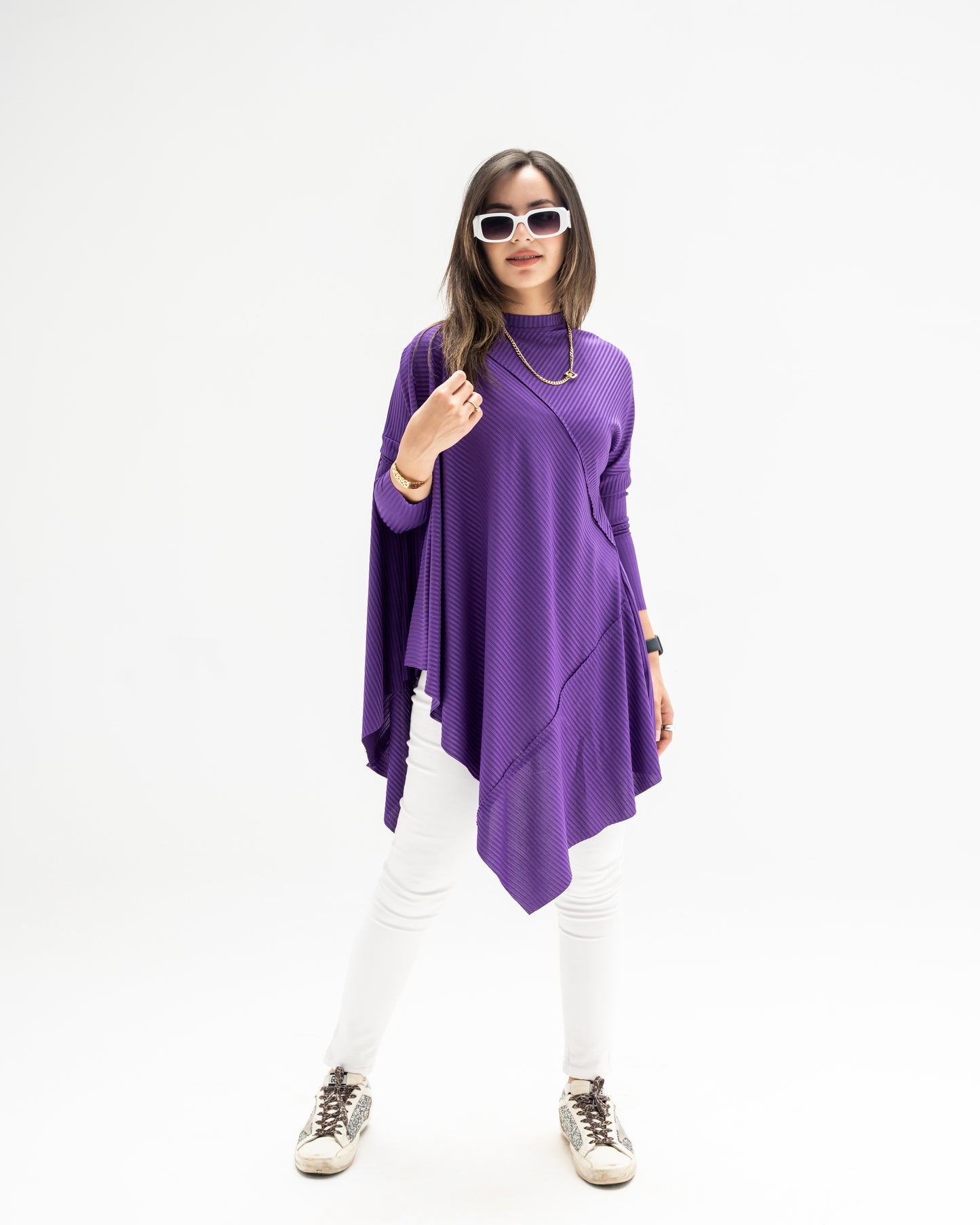 Asymmetric summer top