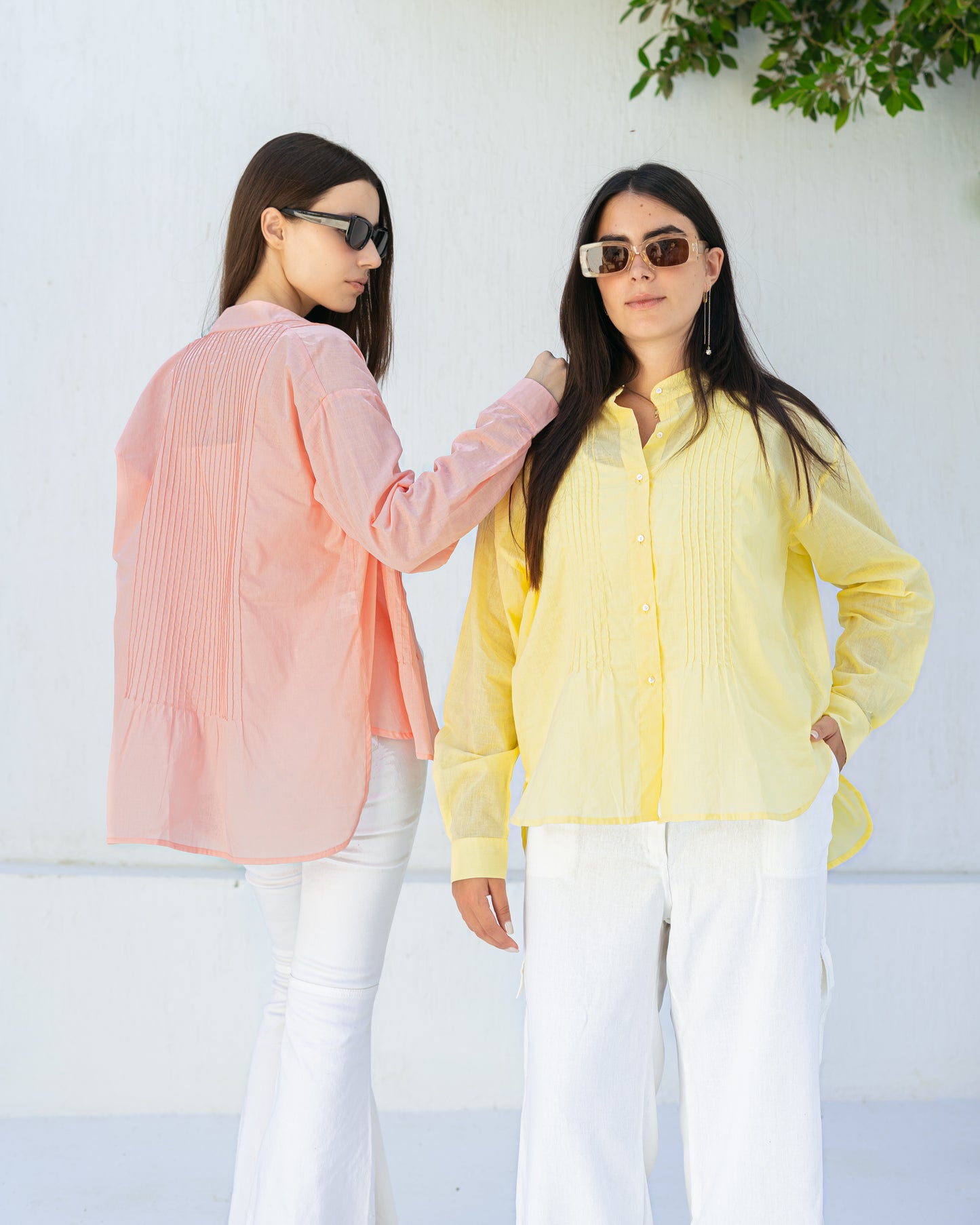 Half collar light shirt