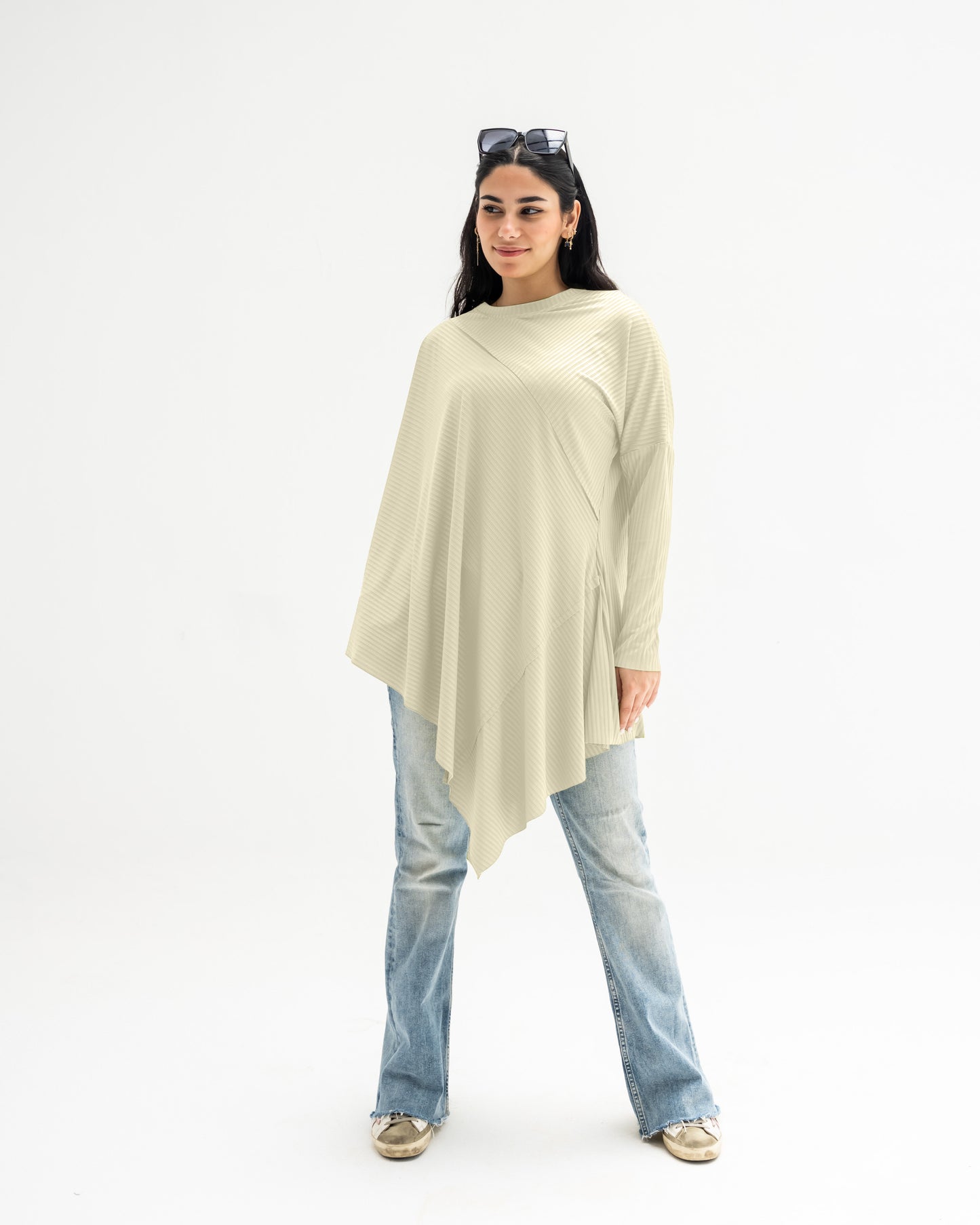 Asymmetric summer top
