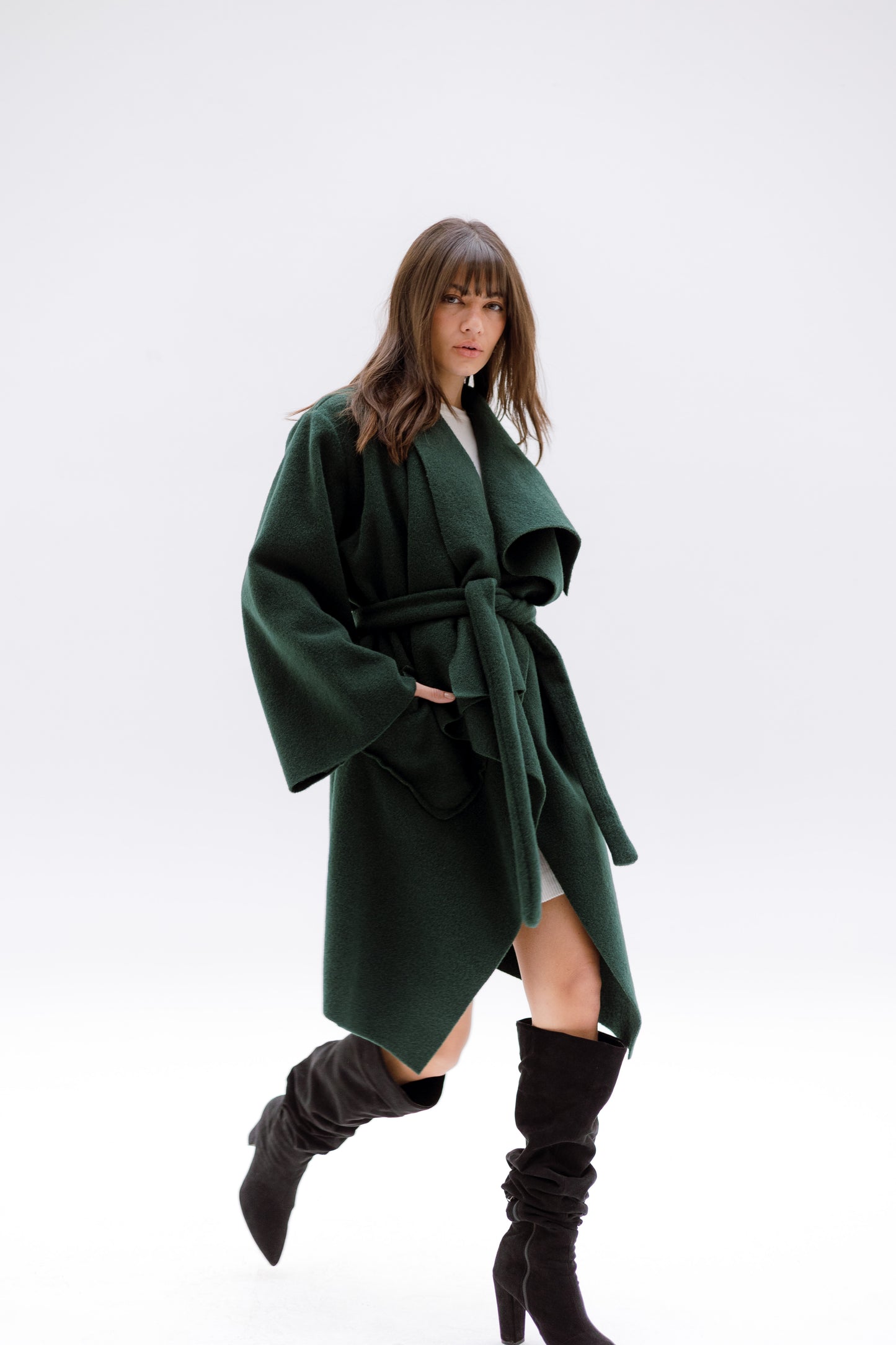 THE VELA WRAP COAT - EMERALD GREEN