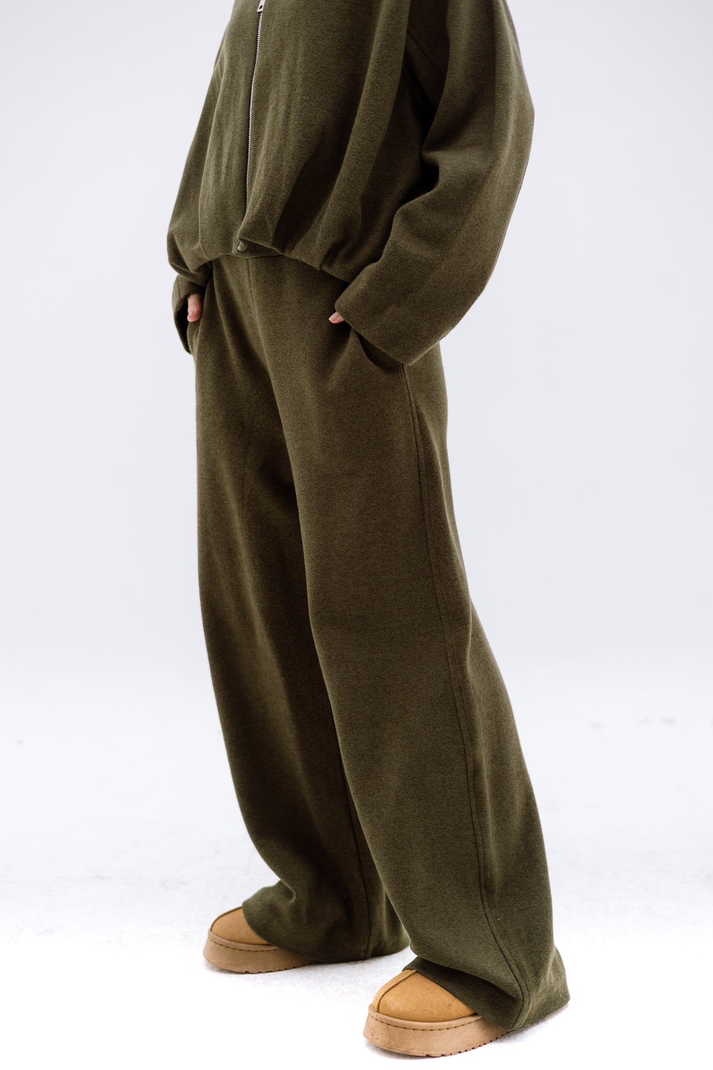 The calm zip set - OLIVE