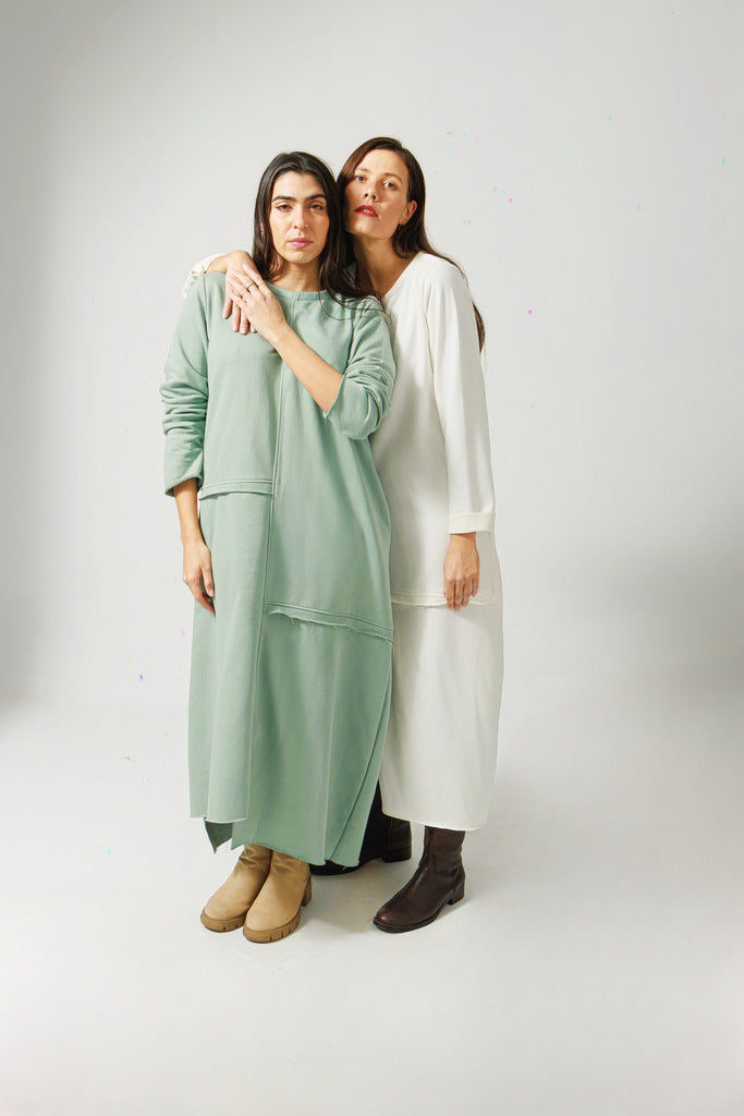 Long sleeevs sweatshirt dress