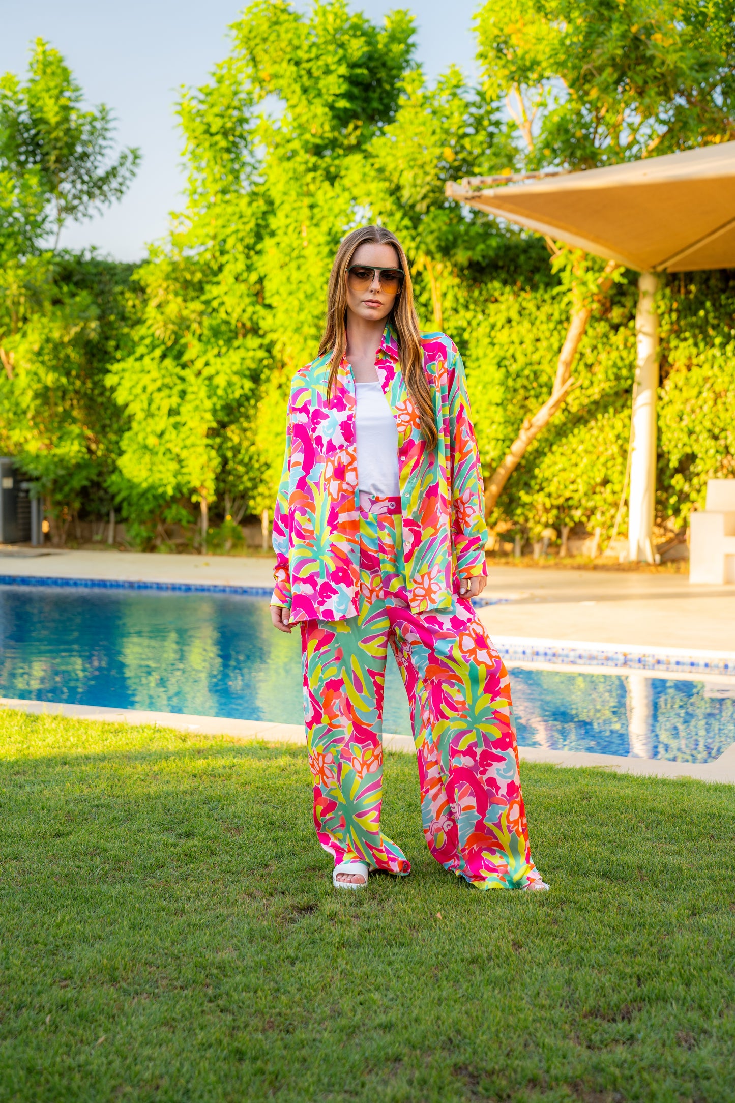 Colorfully satin set