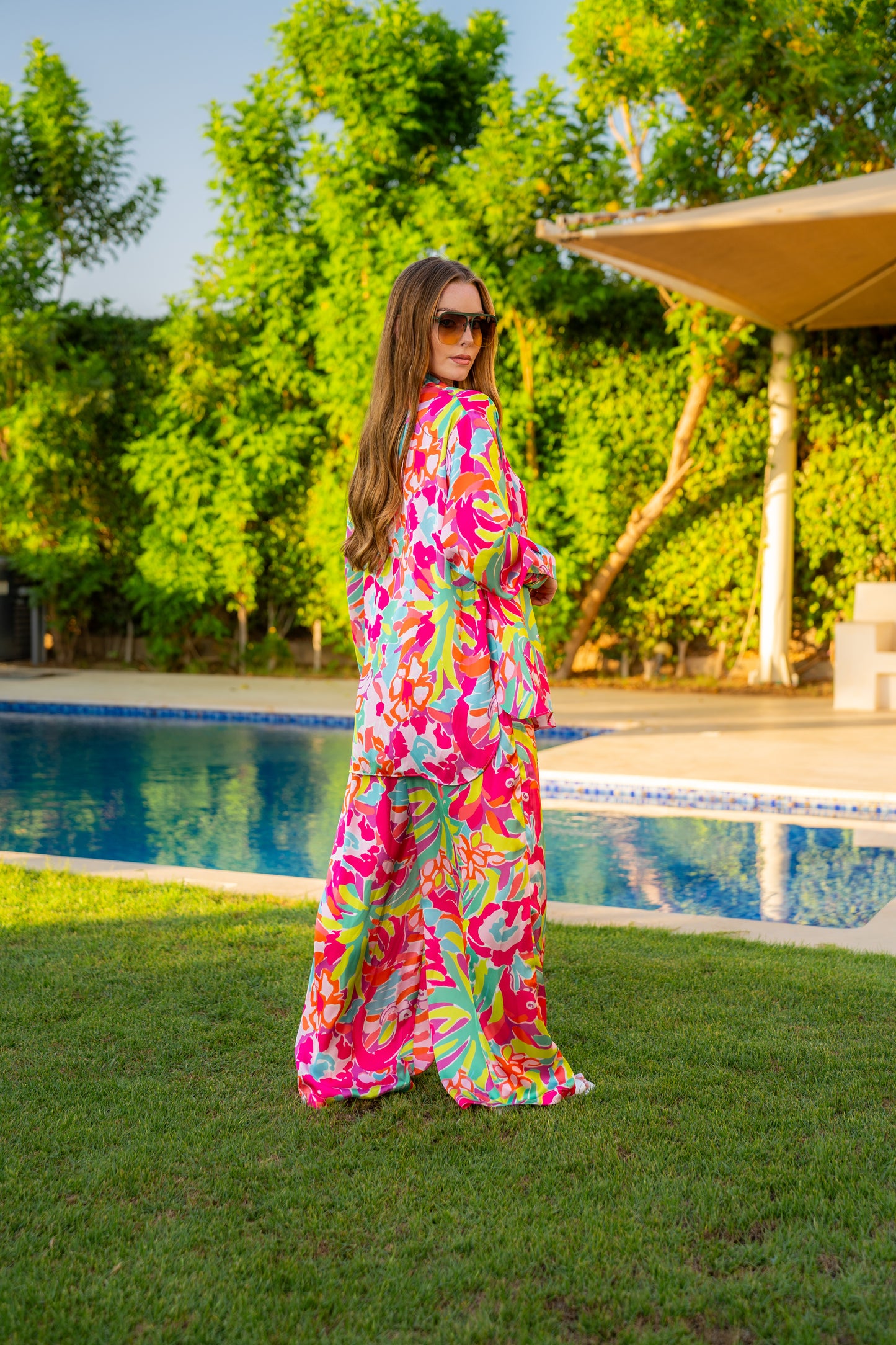 Colorfully satin set