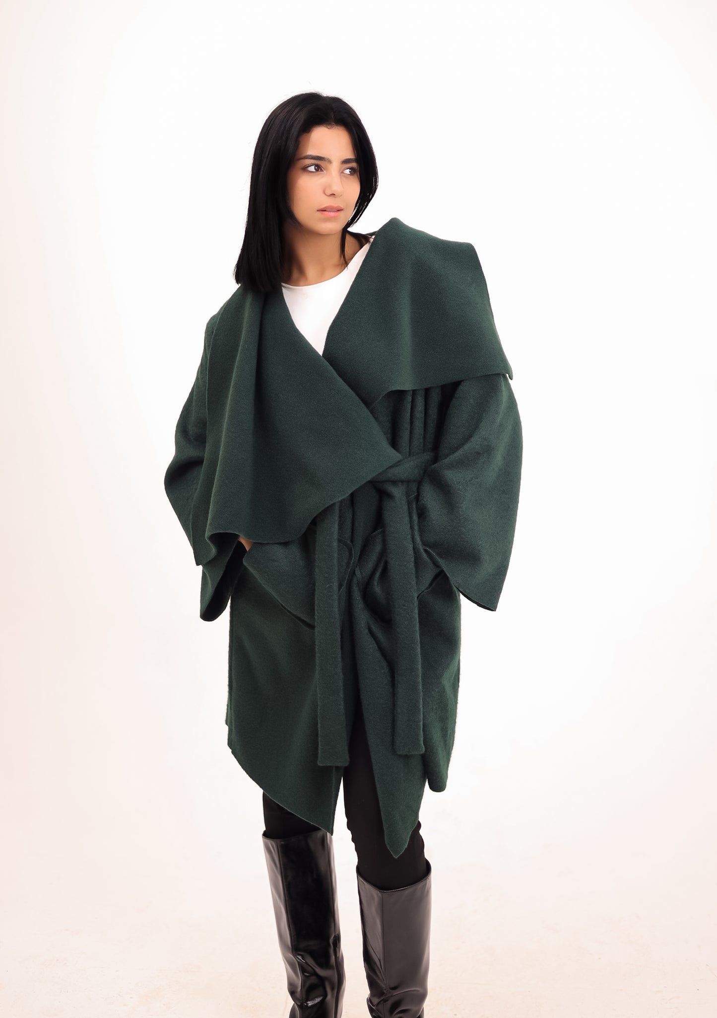 THE VELA WRAP COAT - EMERALD GREEN