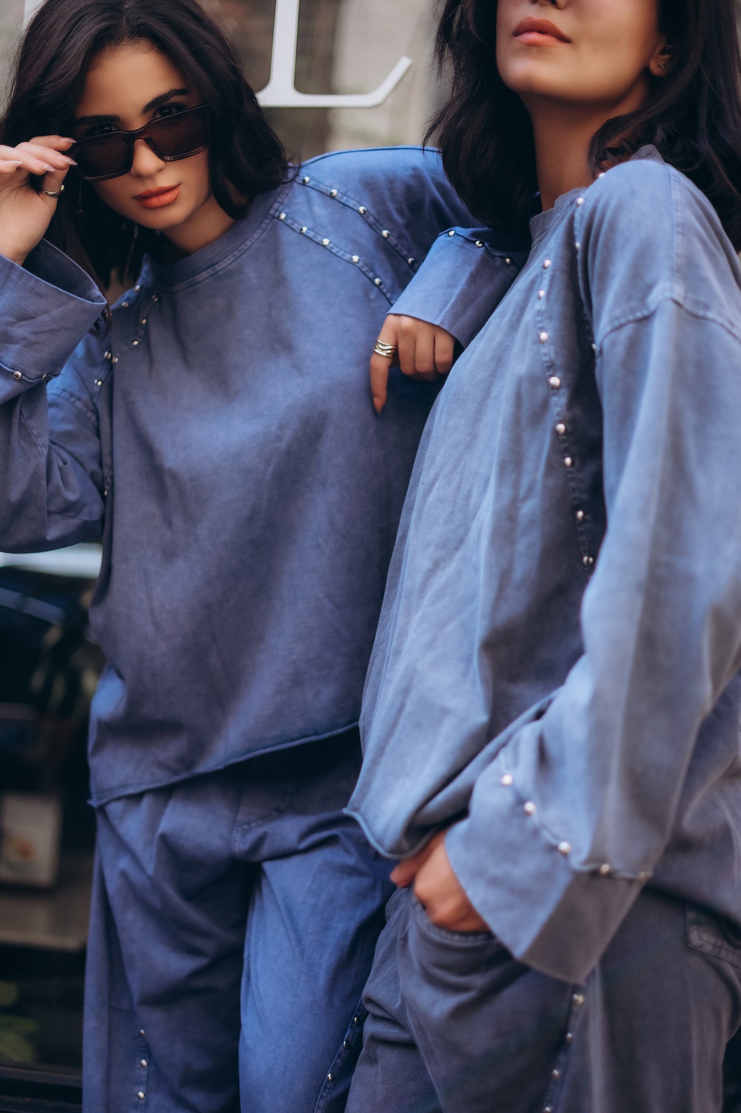 Navy blue Stone washed studs set