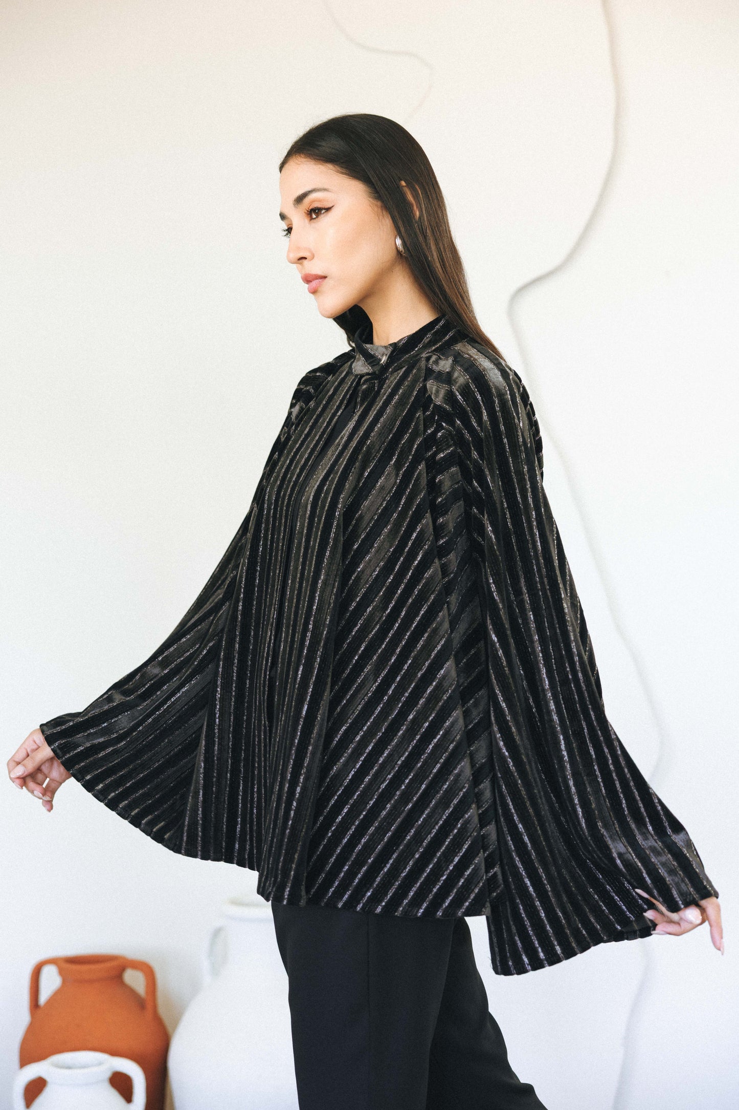 PRINCESS CAPE