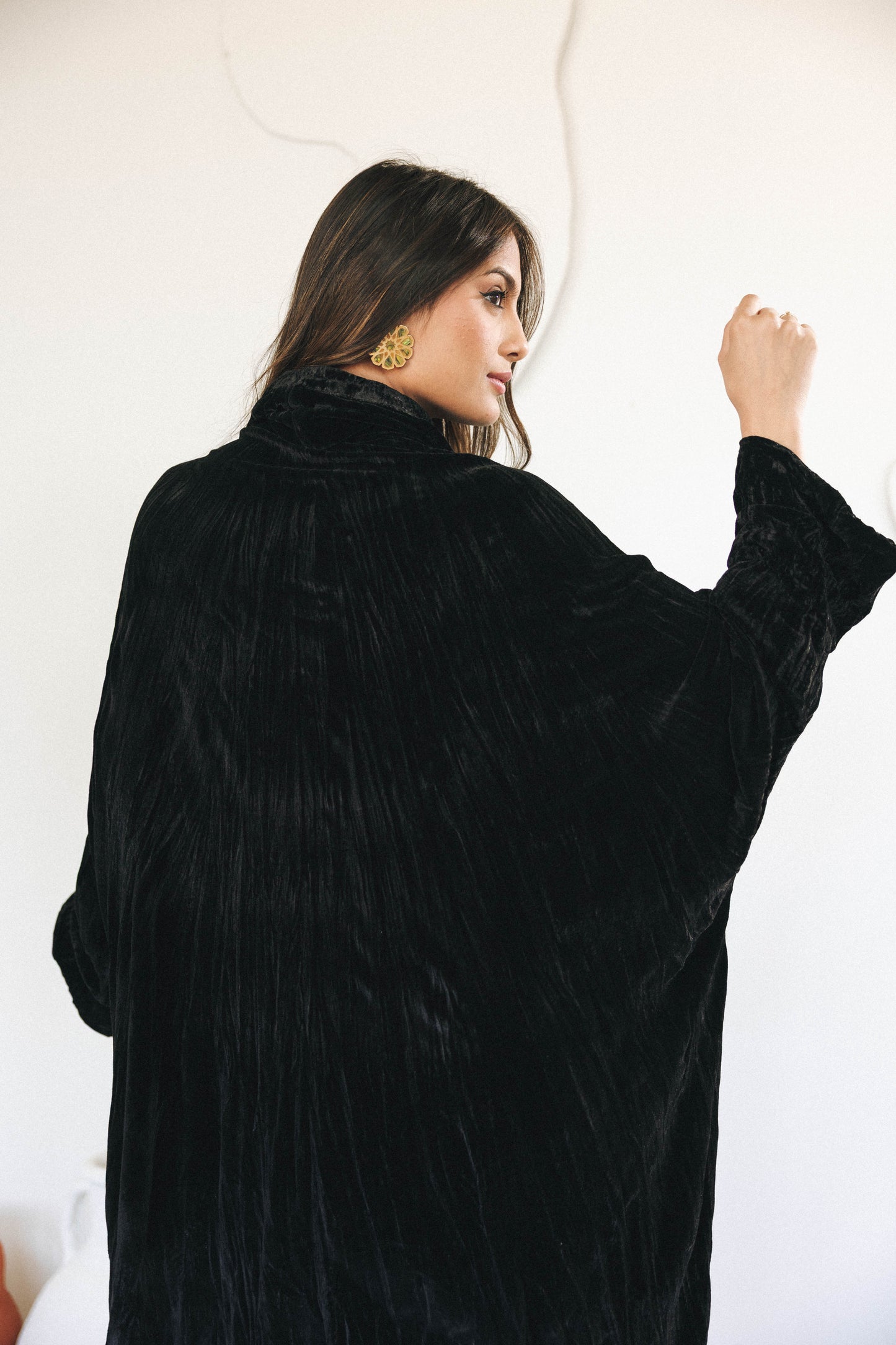 VELVET SERENITY KAFTAN - BLACK