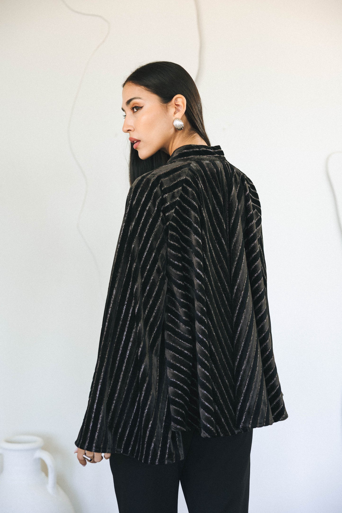 PRINCESS CAPE