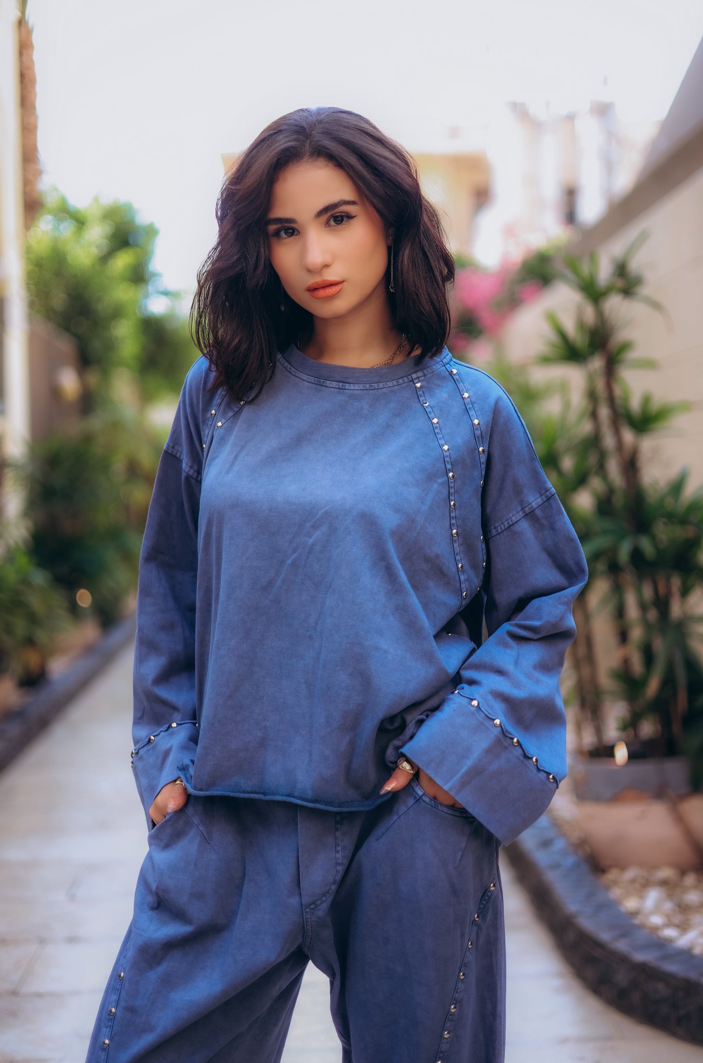 Navy blue Stone washed studs set