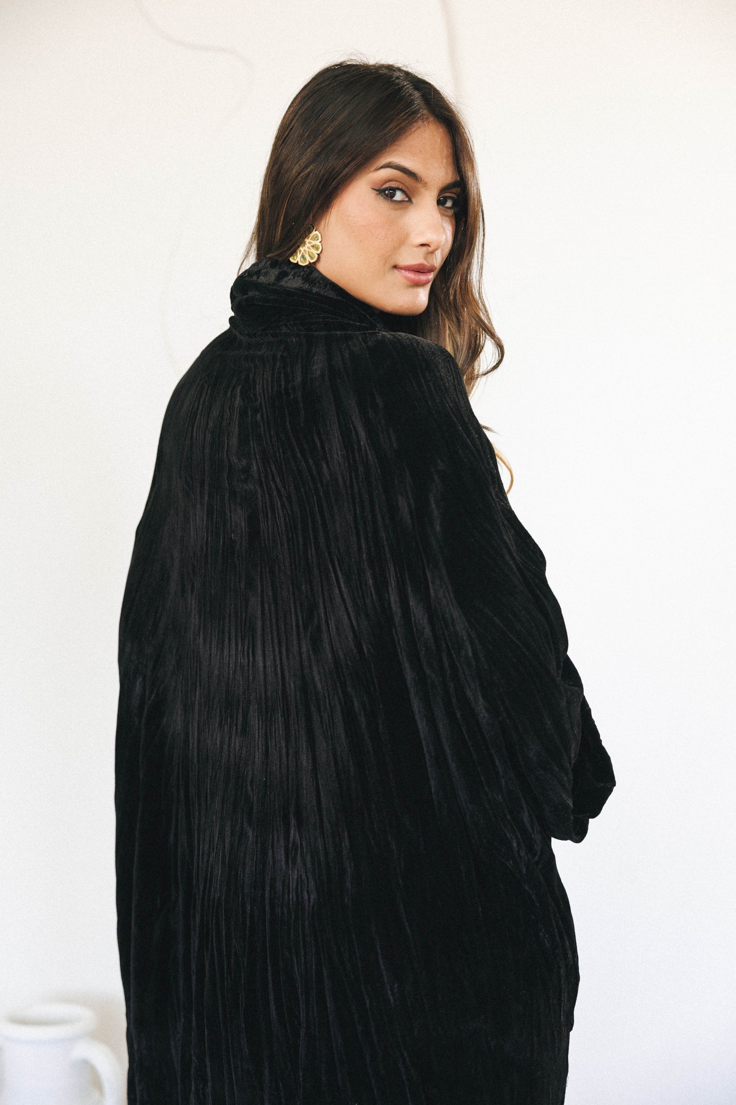 VELVET SERENITY KAFTAN - BLACK