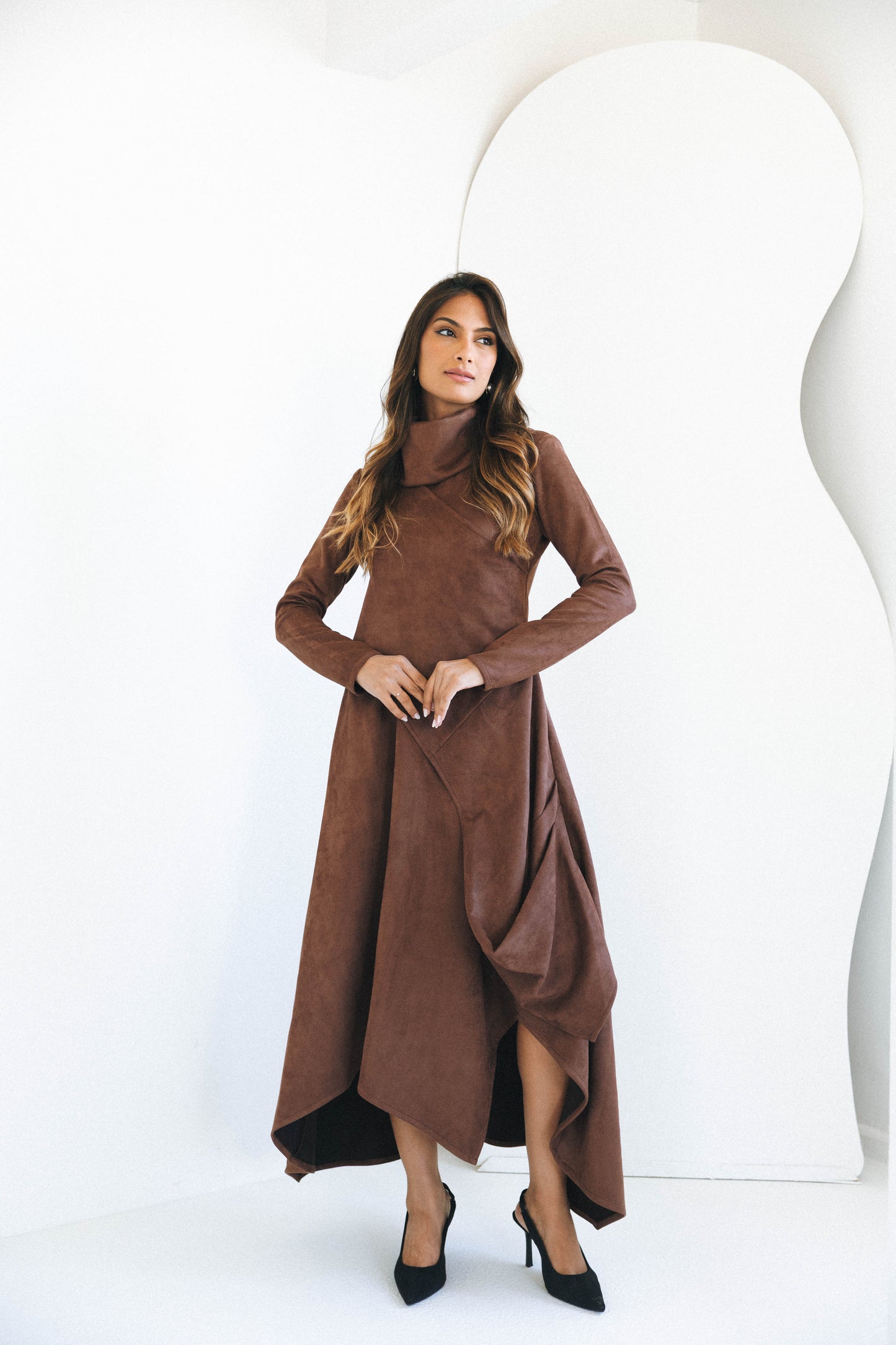 ASYMMETRICAL DRESS - BROWN