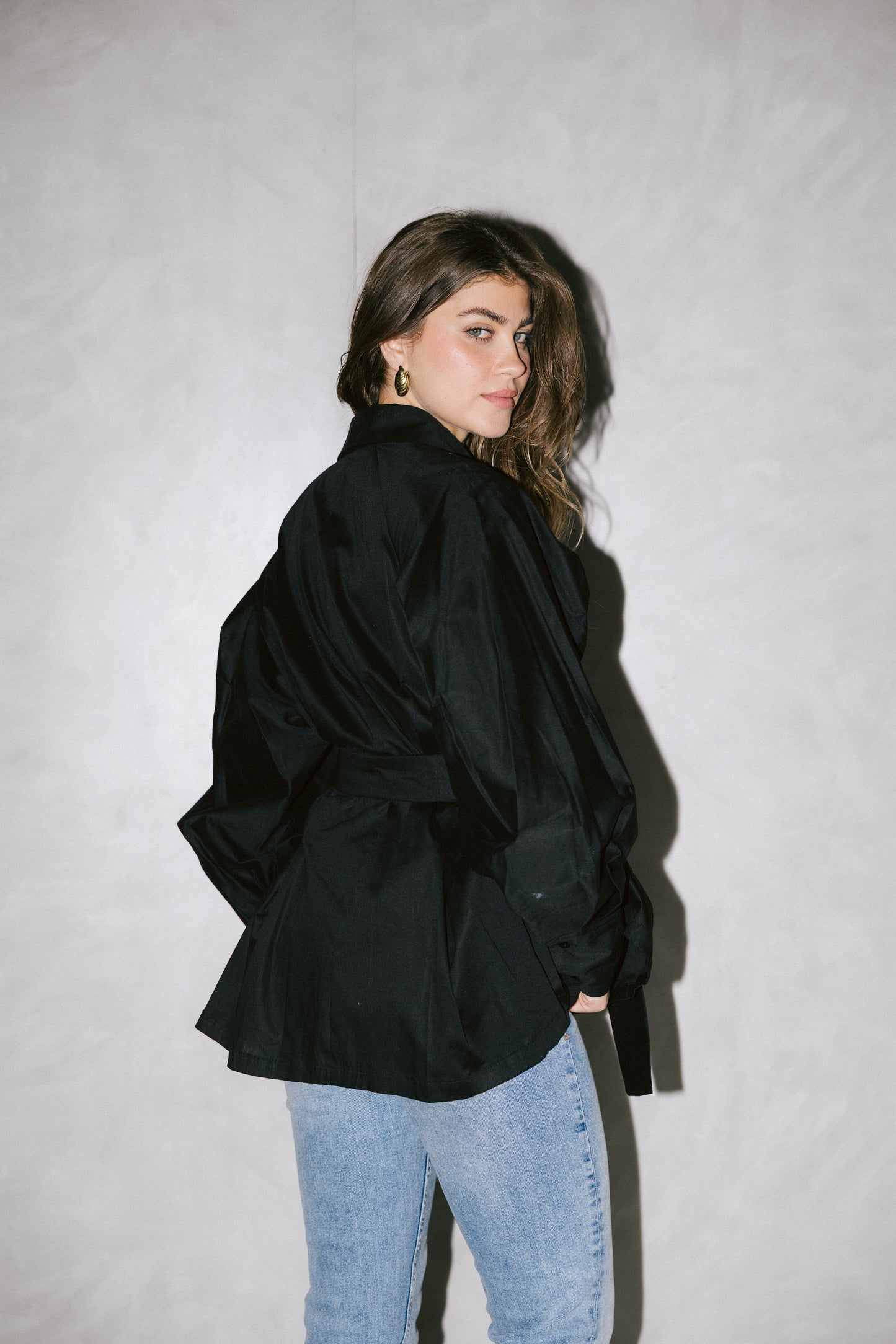 Waistline poplin shirt