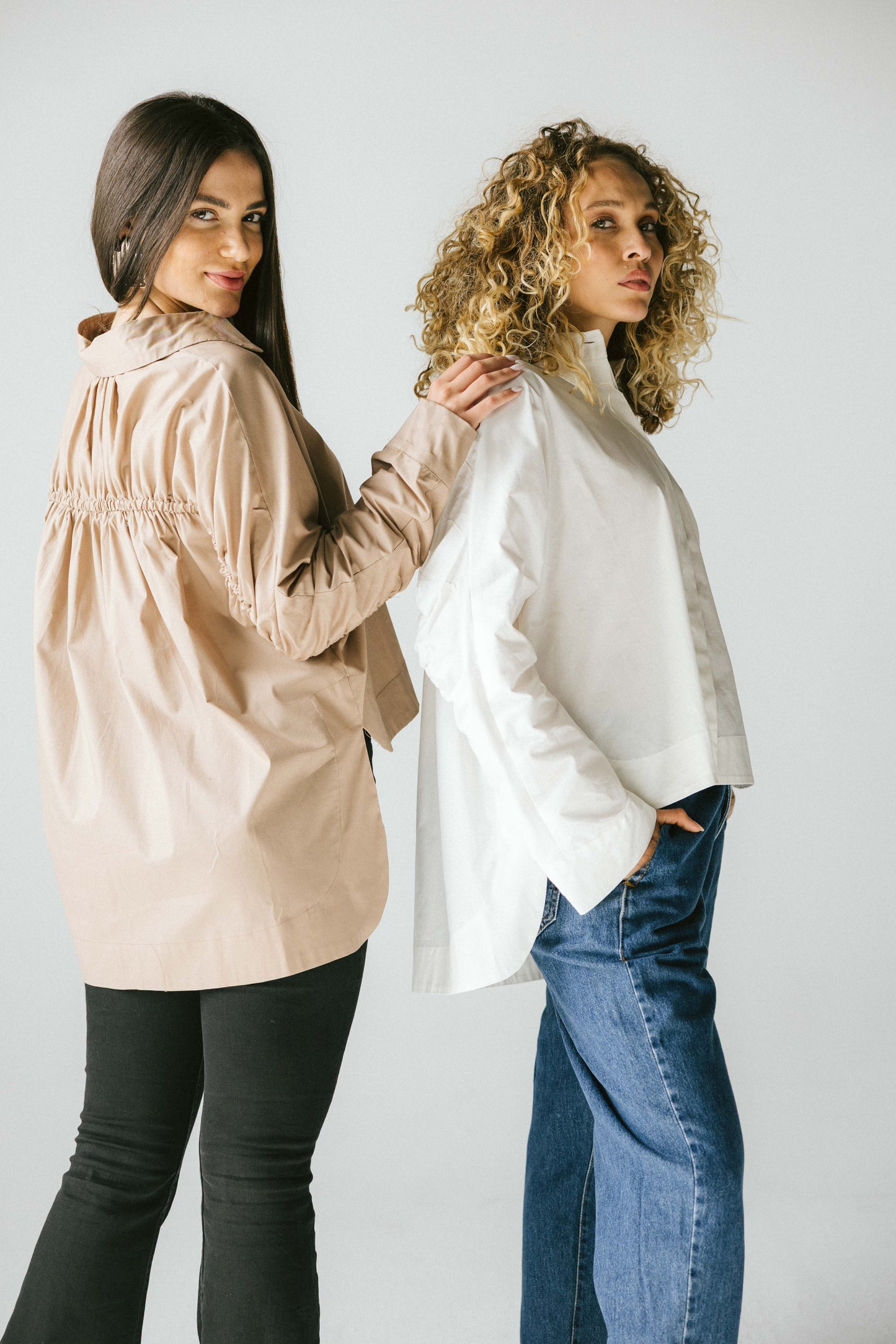 Ruched back shirt - beige
