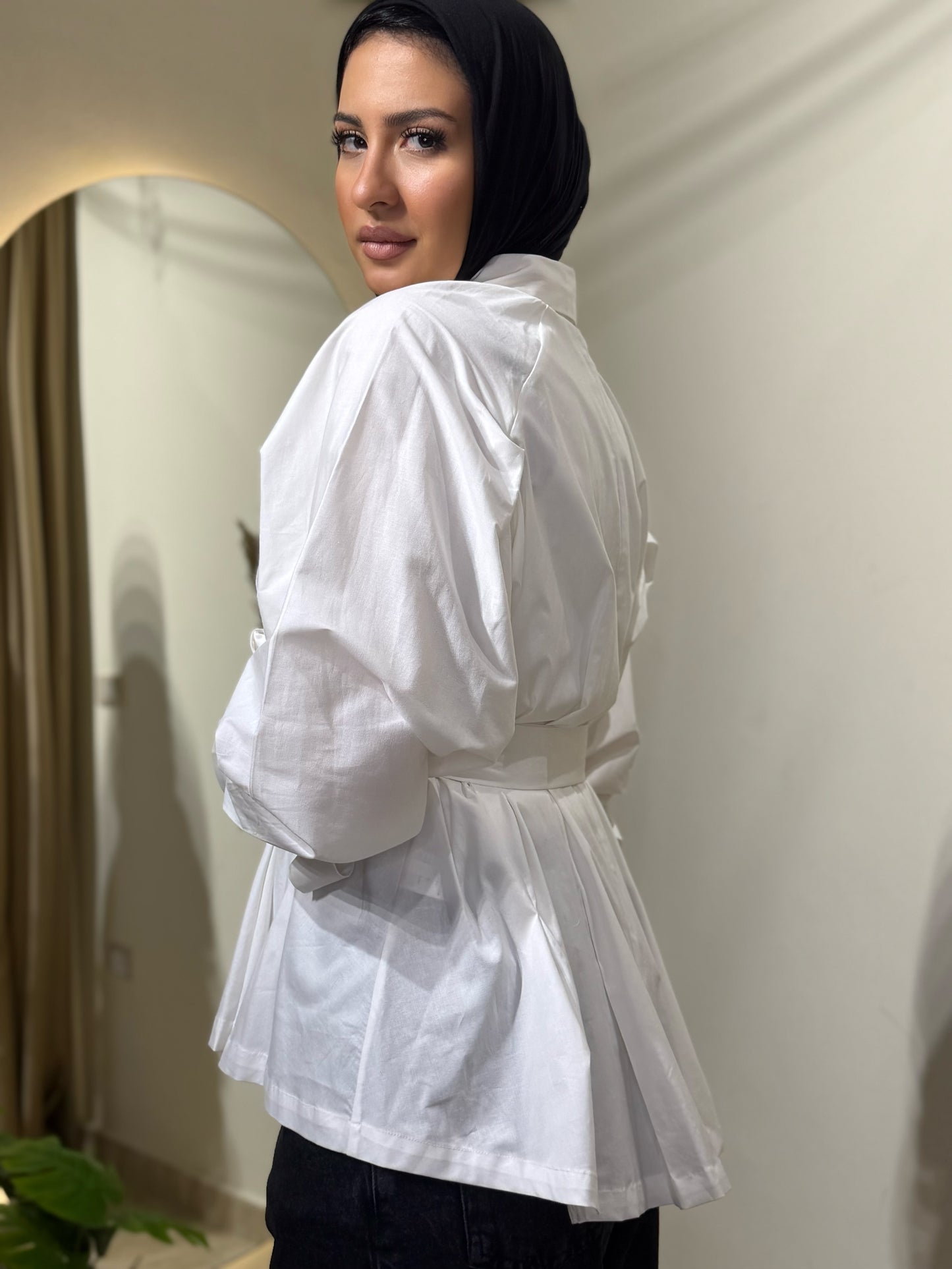 Waistline poplin shirt