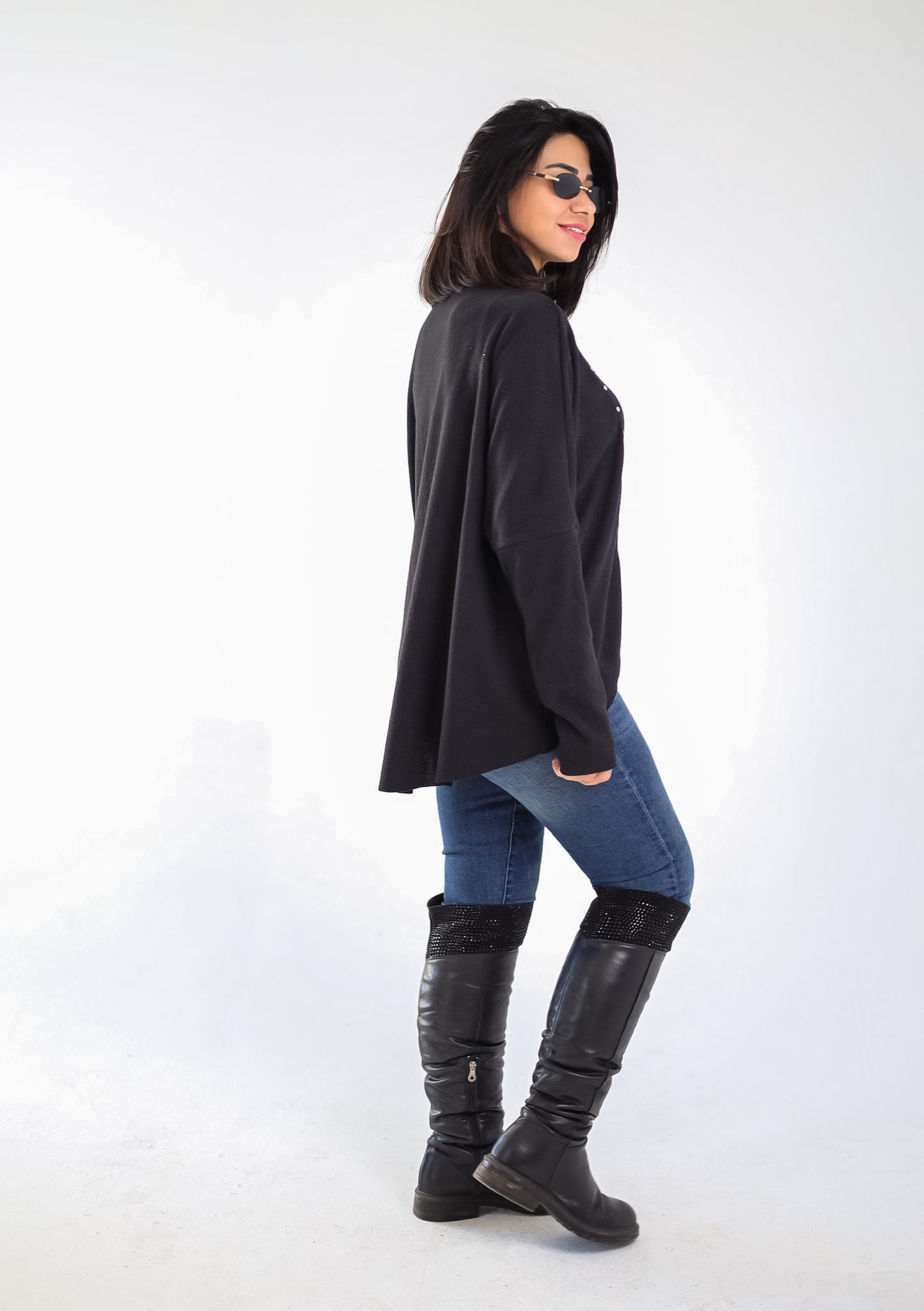 Studded knit top - BLACK