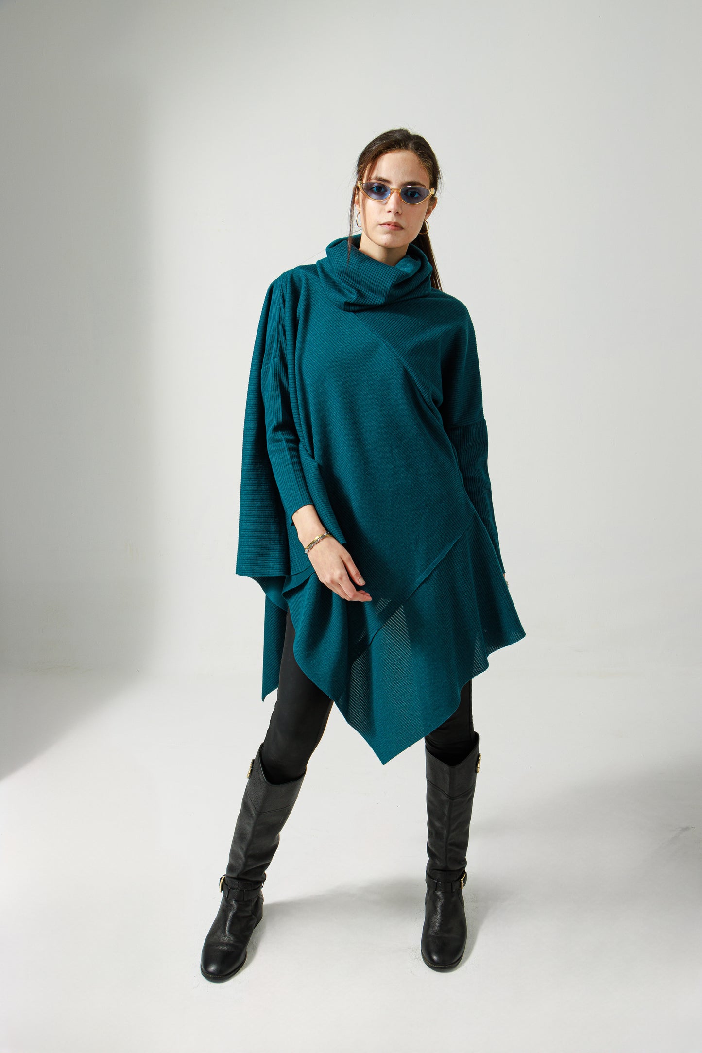 Asymmetric wool Top