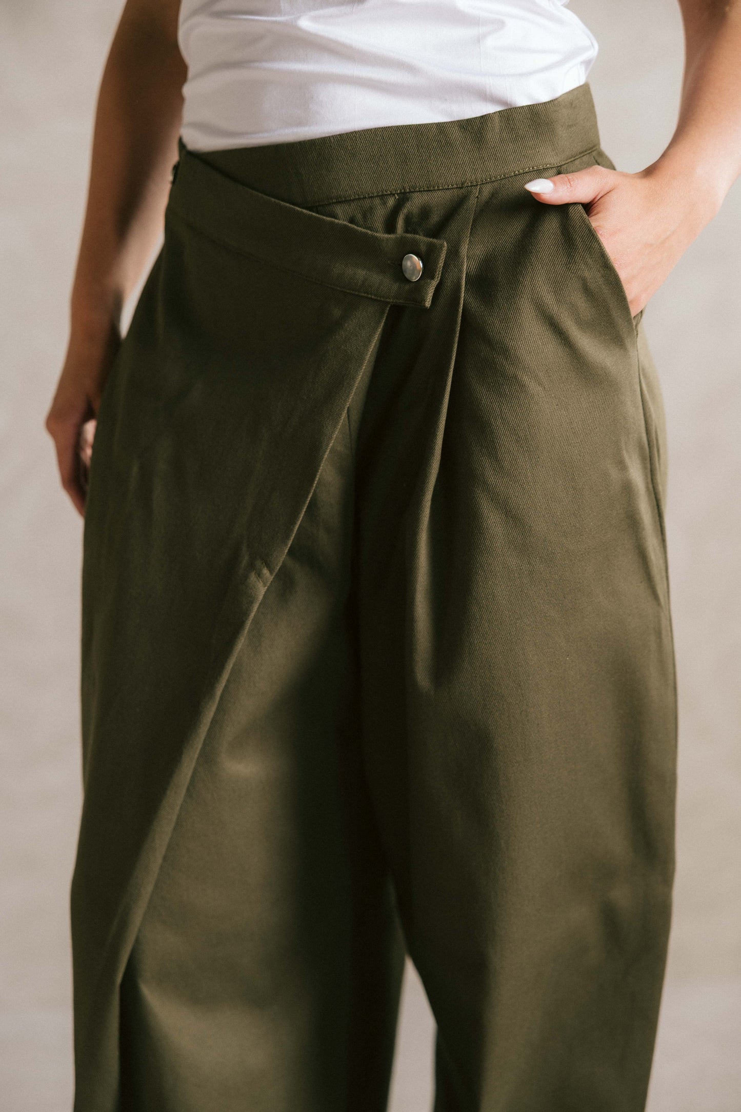 Wrapline gabardeen pants