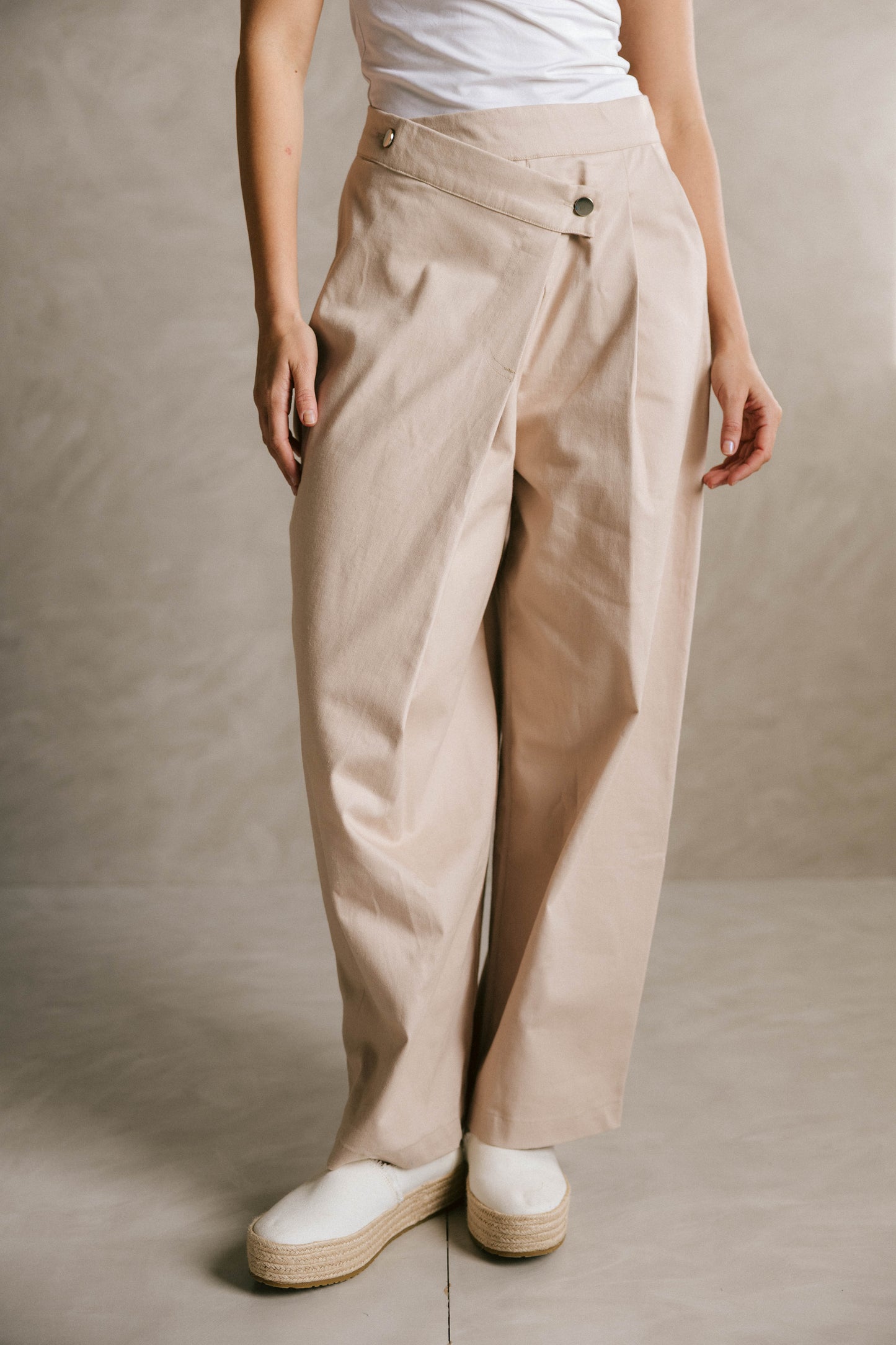 Wrapline gabardeen pants