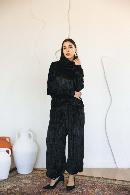 CRINKLED VELVET SET - BLACK