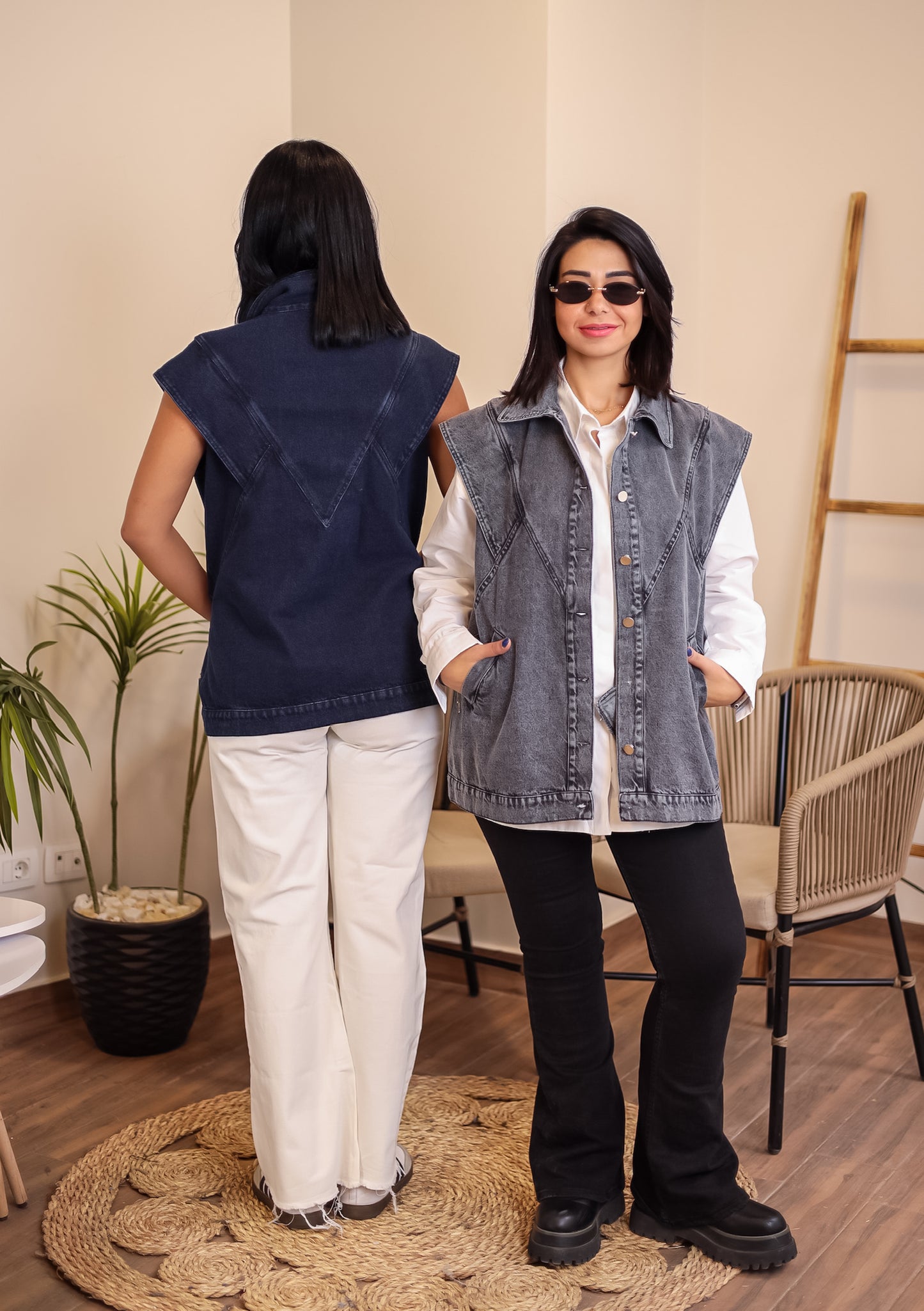 Denim vest - BLUE BLACK