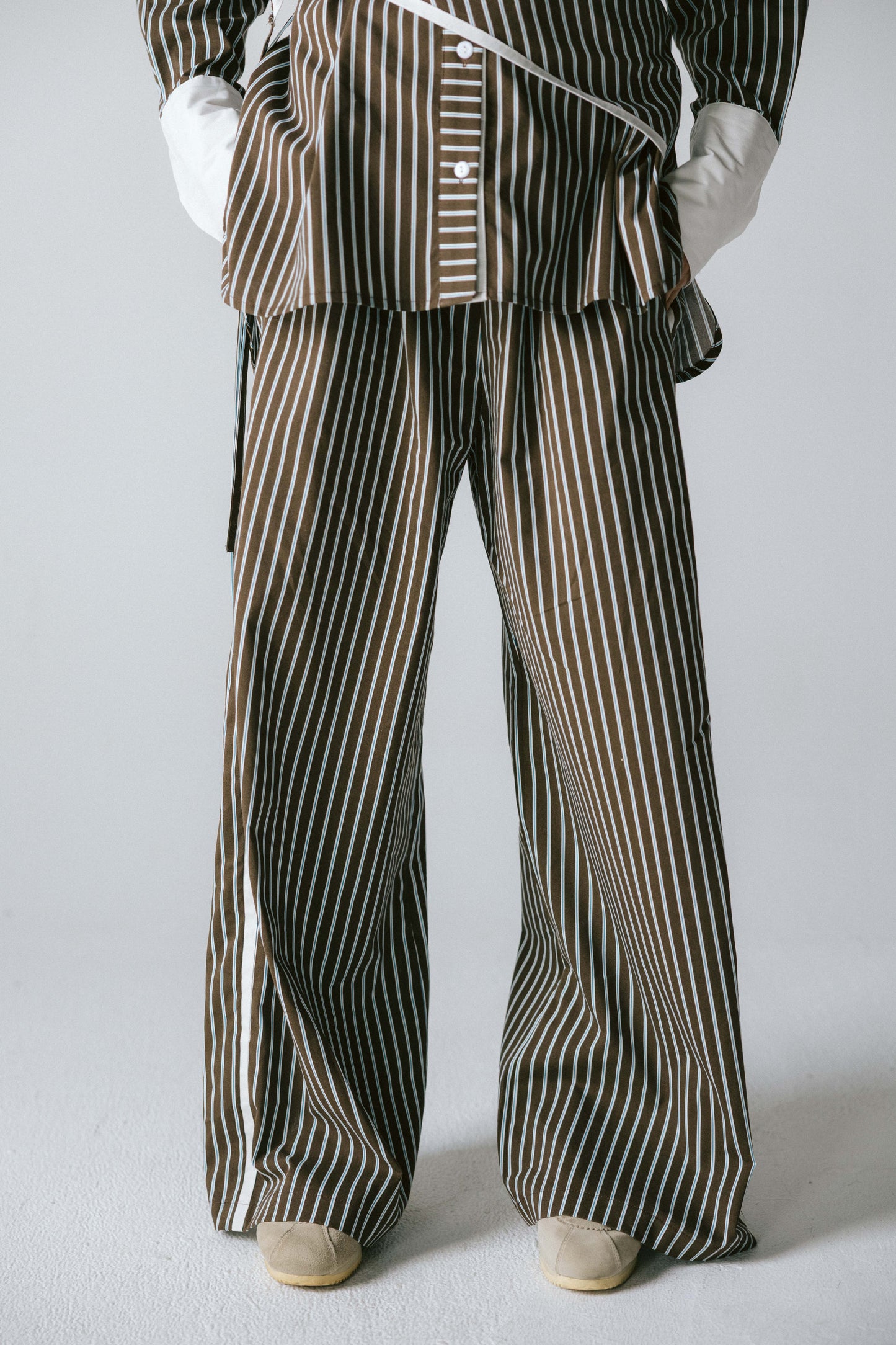 The Icon Stripe Set - Brown