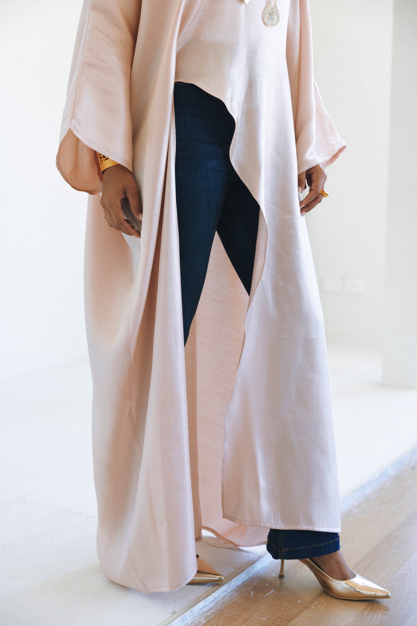 VELOUR FLOW KAFTAN - NUDE