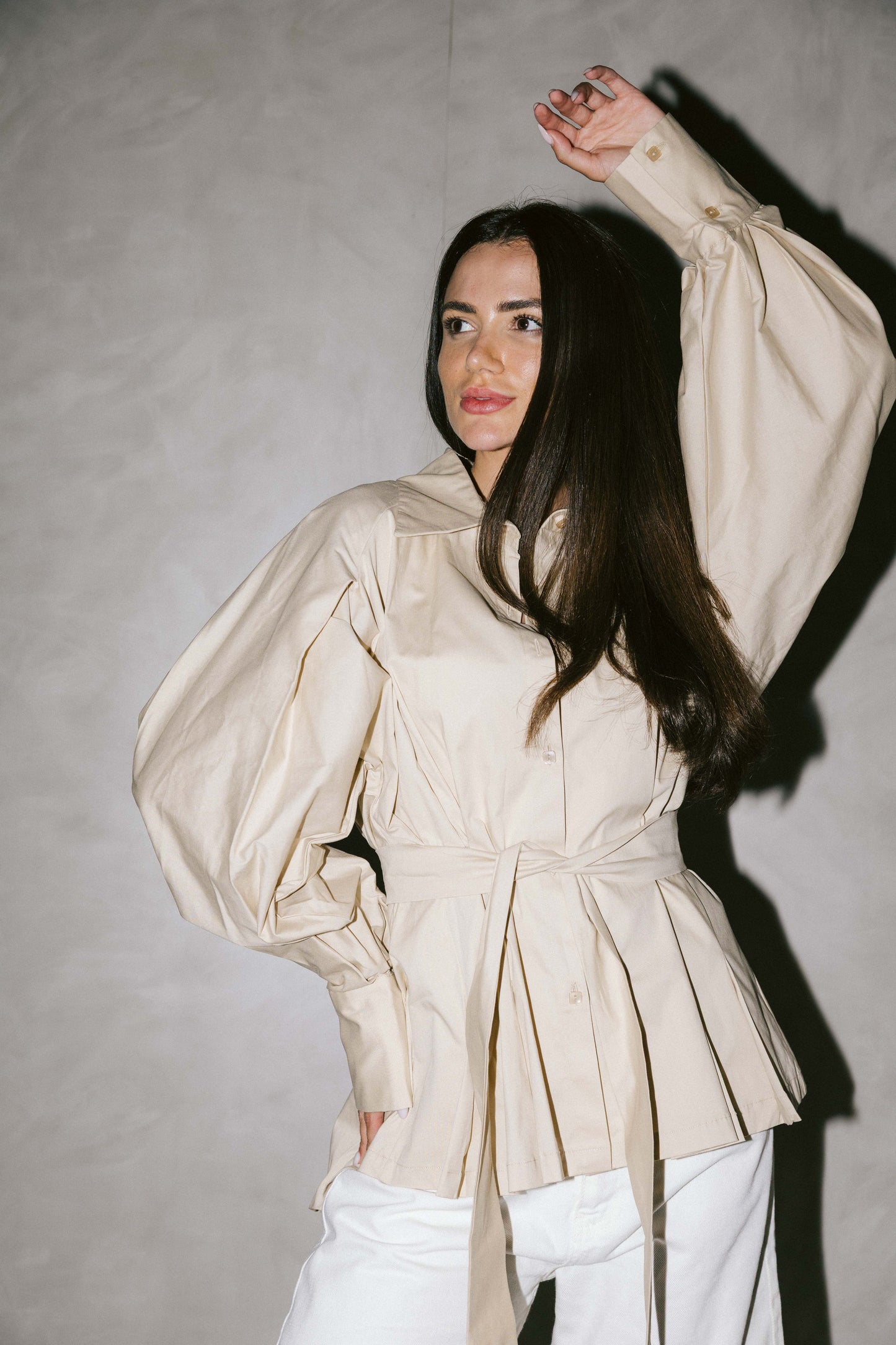 Waistline poplin shirt