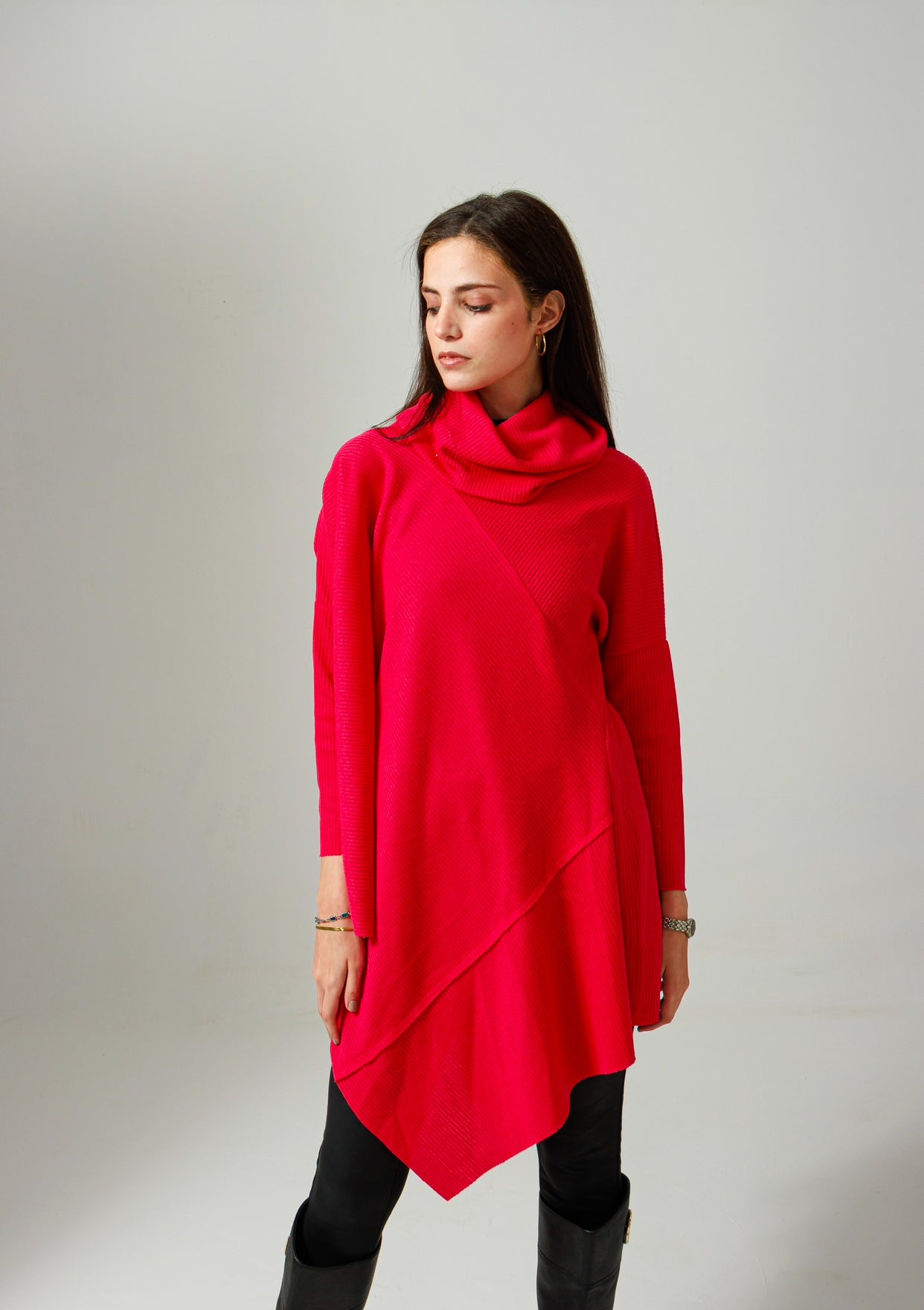 Asymmetric wool Top