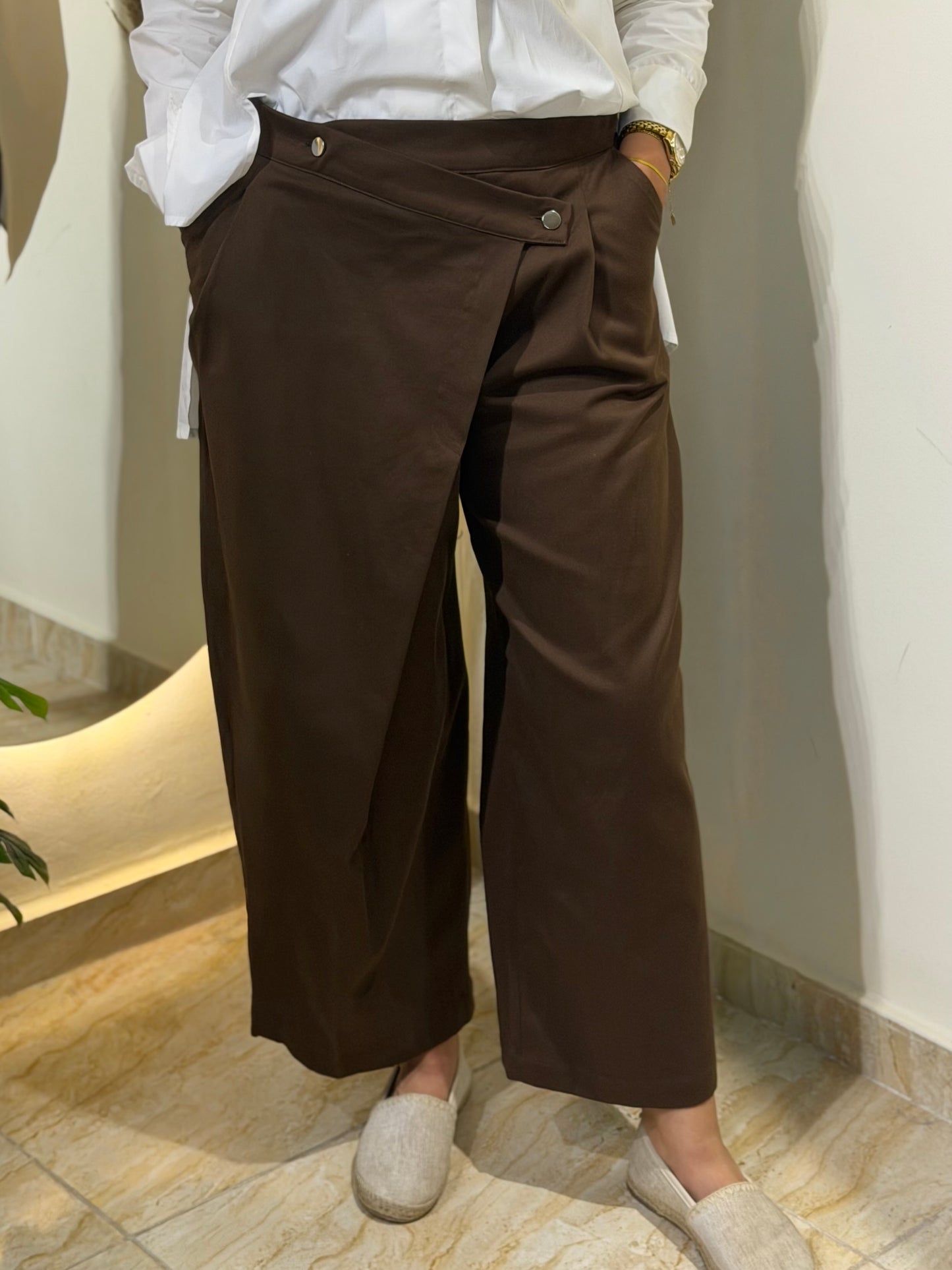Wrapline gabardeen pants