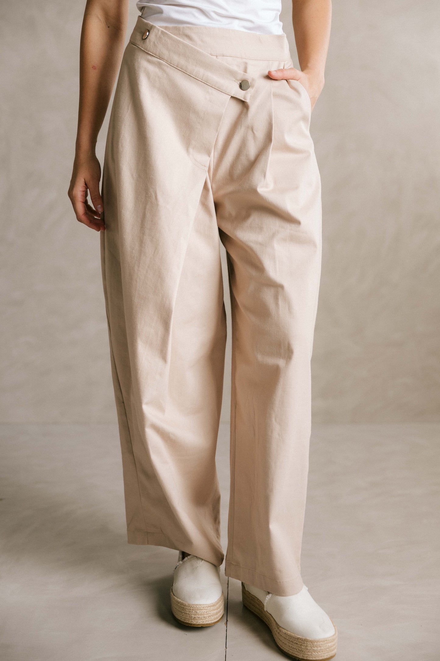 Wrapline gabardeen pants
