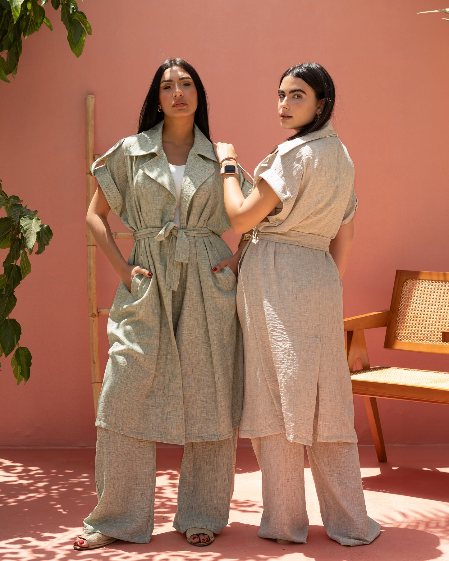 Serene linen set in olive