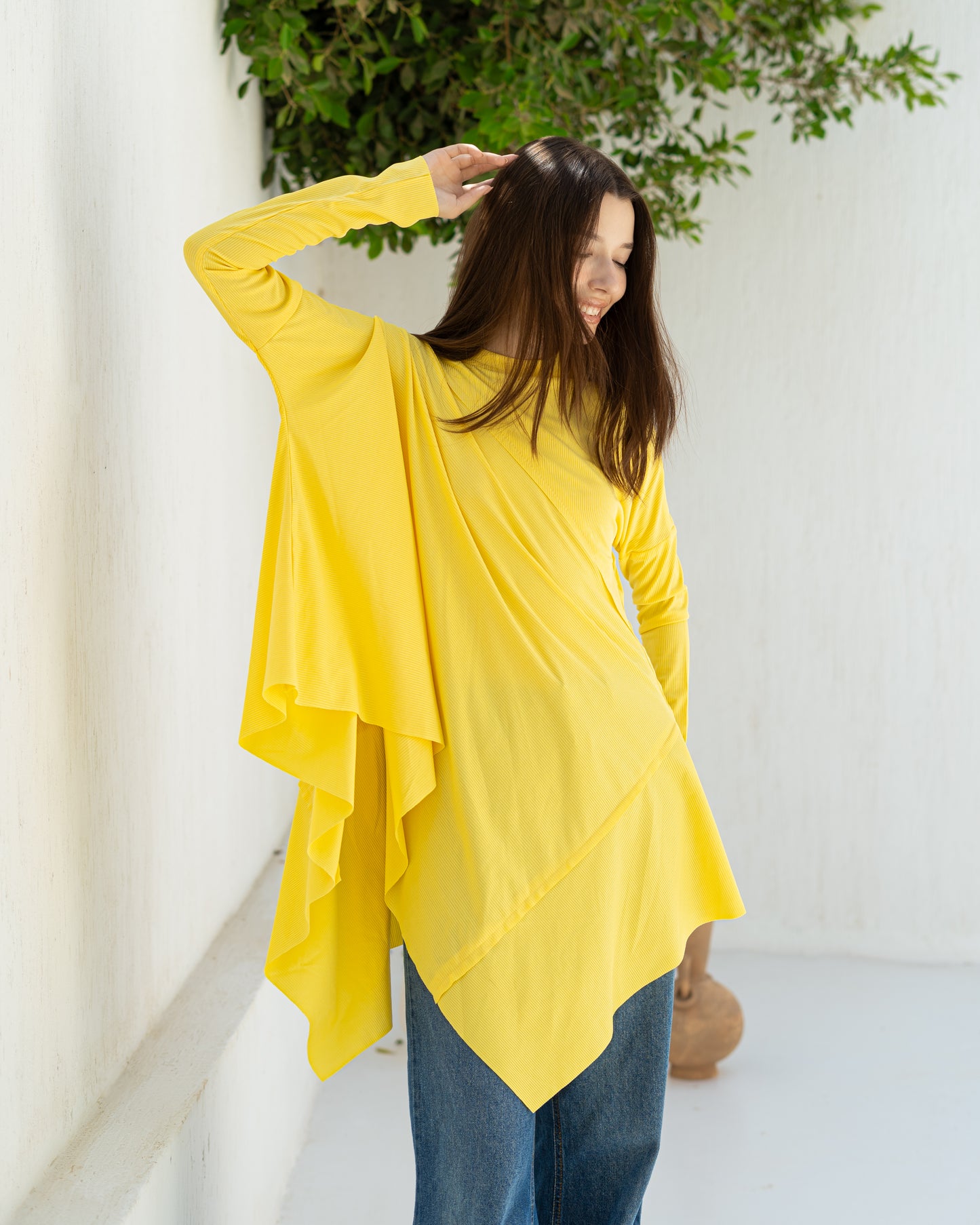 Asymmetric summer top