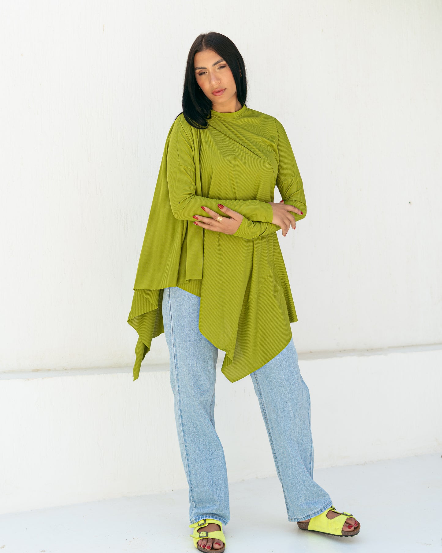 Asymmetric summer top