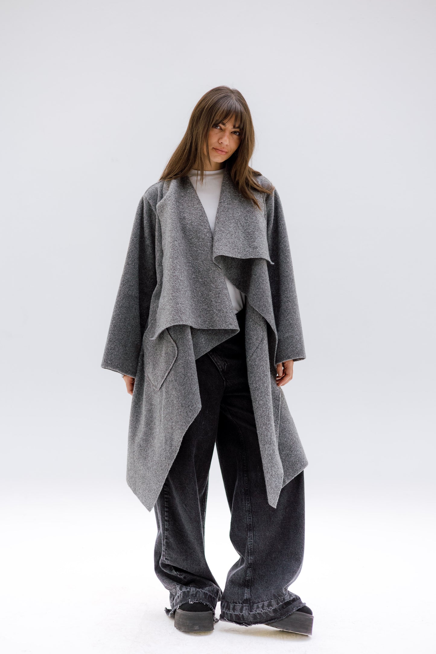 THE VELA WRAP COAT - GREY