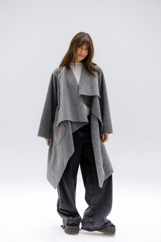 THE VELA WRAP COAT - GREY