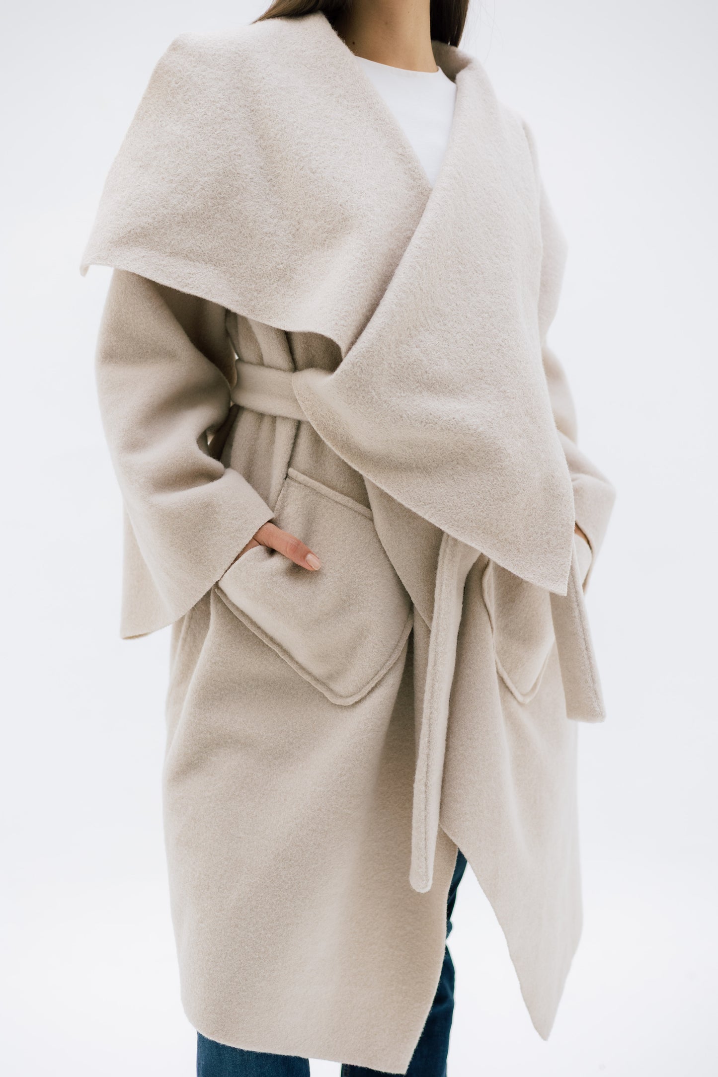THE VELA WRAP COAT - BEIGE