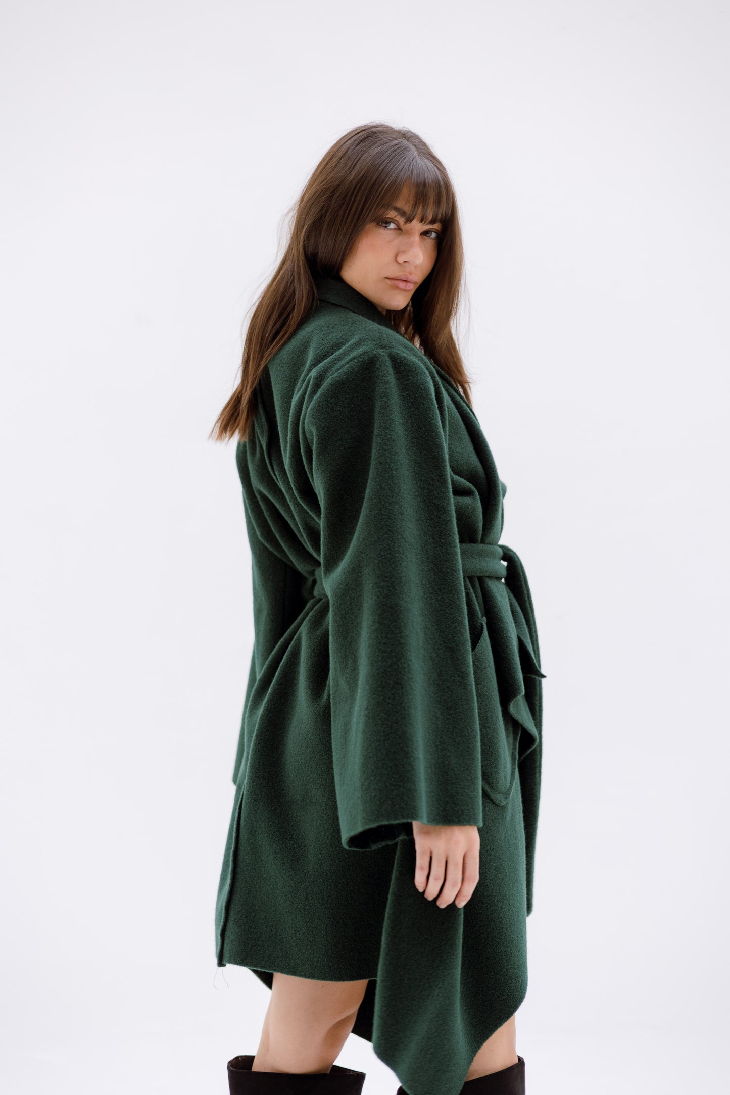 THE VELA WRAP COAT - EMERALD GREEN
