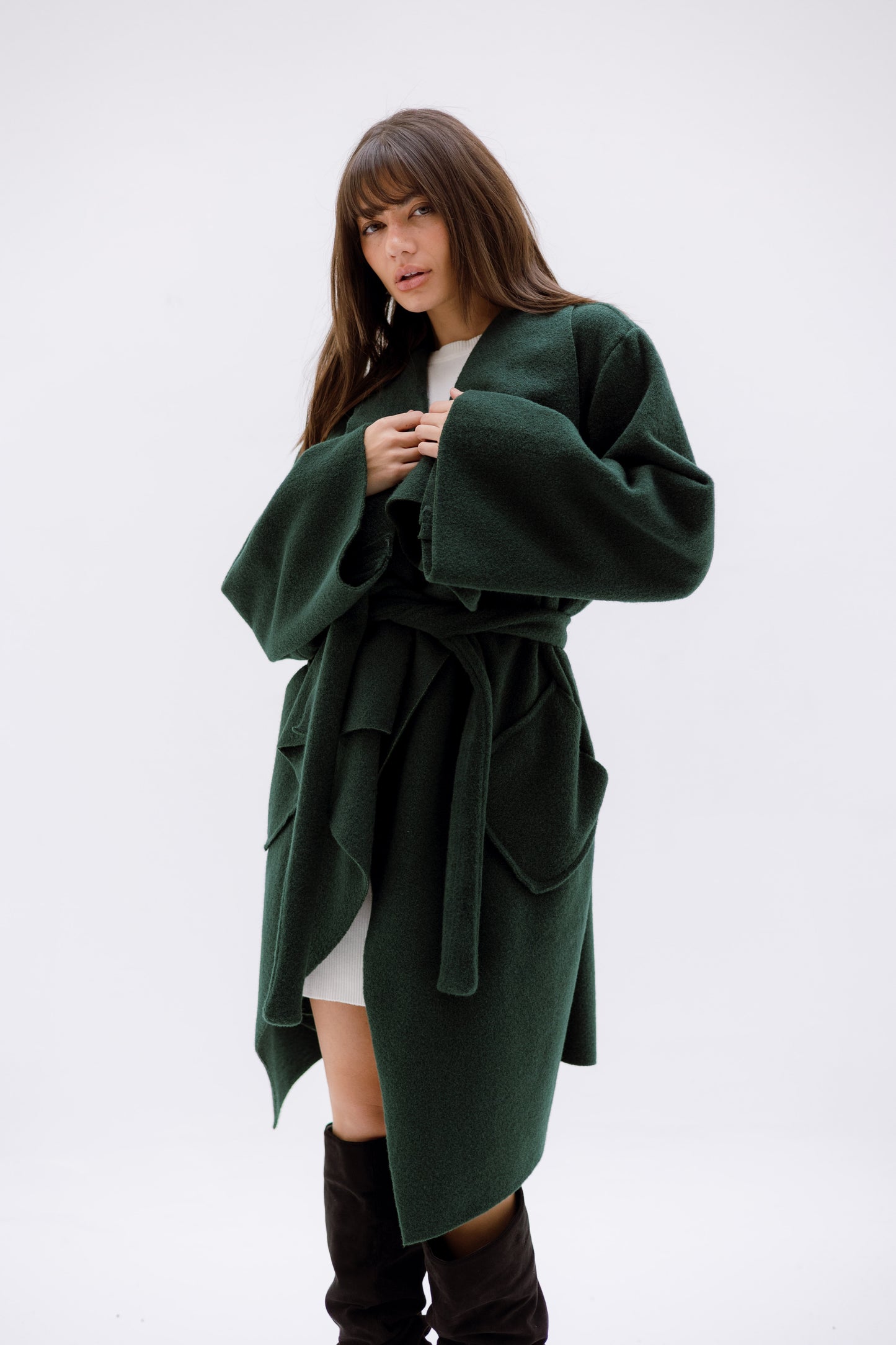 THE VELA WRAP COAT - EMERALD GREEN