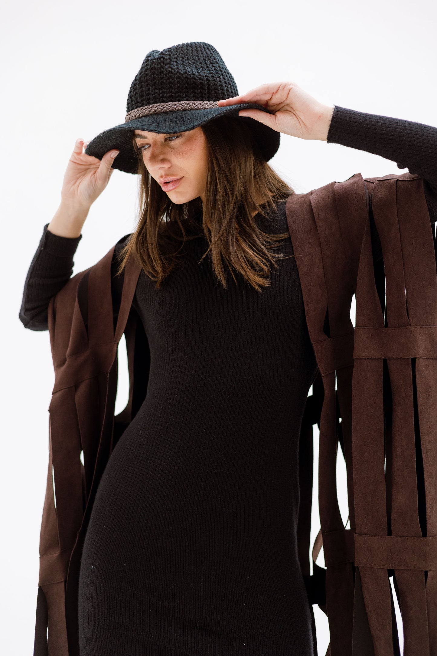 Cut out fringes cardigan - BROWN