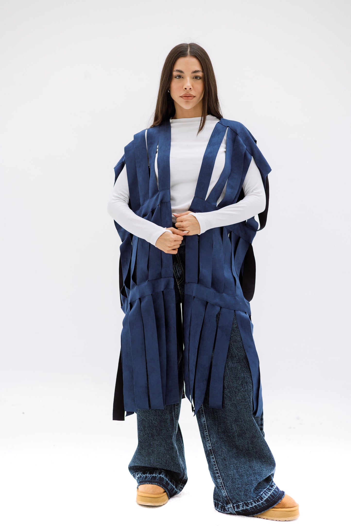 Cut out fringes cardigan