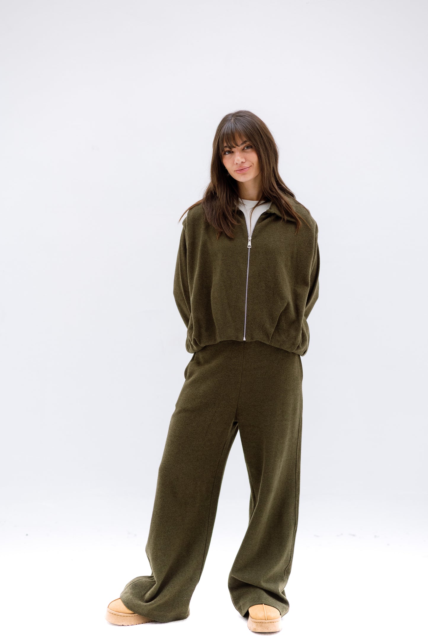 The calm zip set - OLIVE